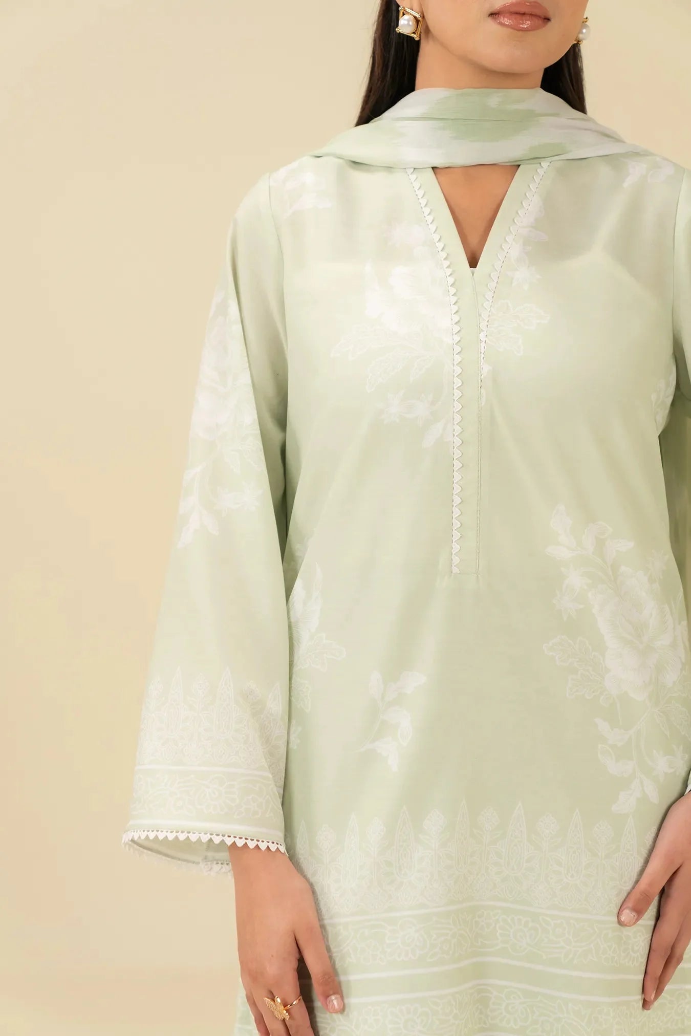 3 Piece Printed Lawn Suit Pret SS - 25