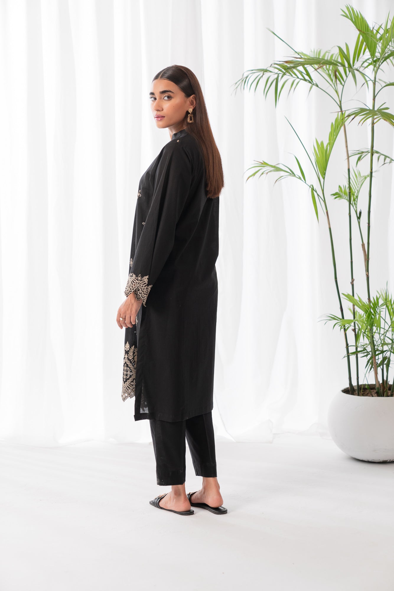 1 Piece Solid Embroidered Shirt SUMMER-24