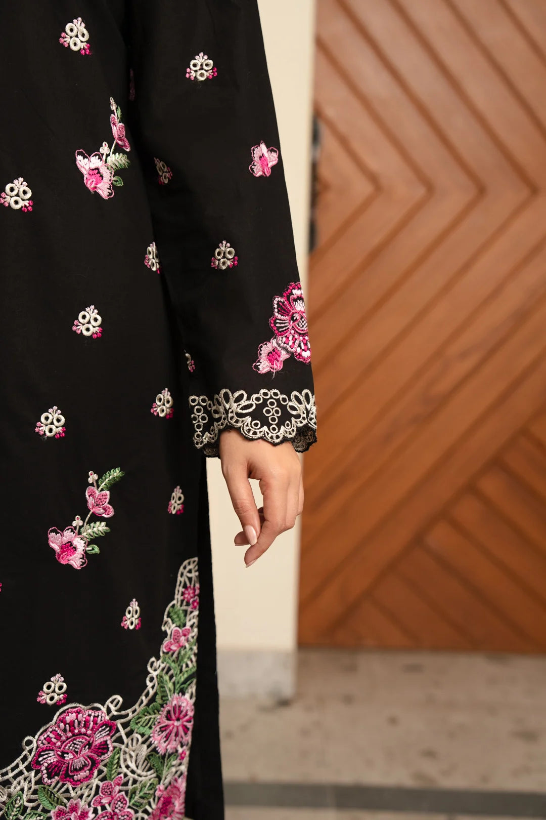 2 Piece Cambric Suit Pret SS - 26