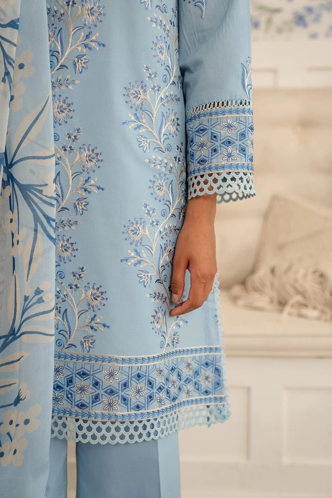3 Piece Embroidered Lawn Suit Unstitched Summer - 25