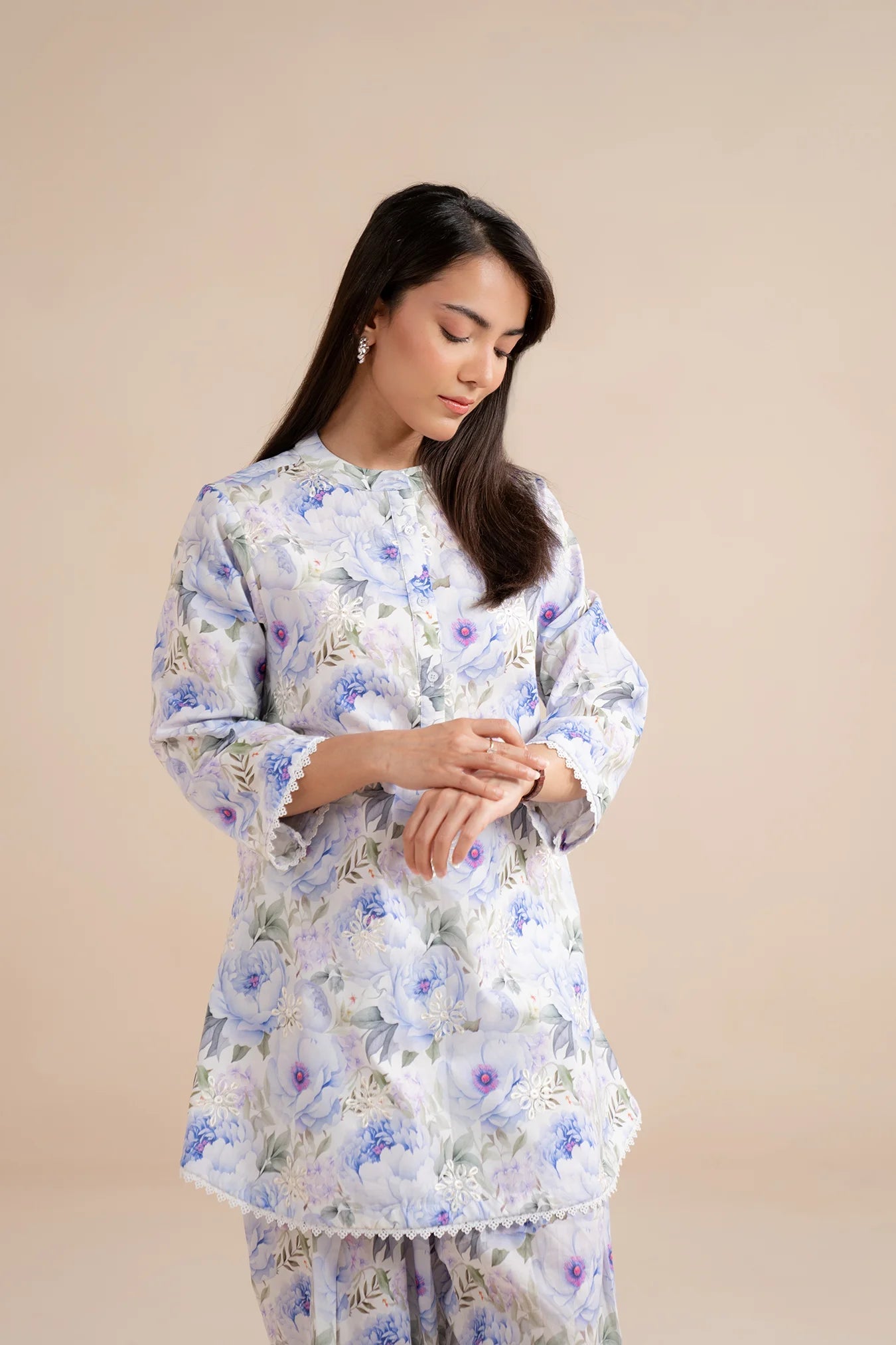 2 Piece Printed Lawn Suit Pret SS - 25