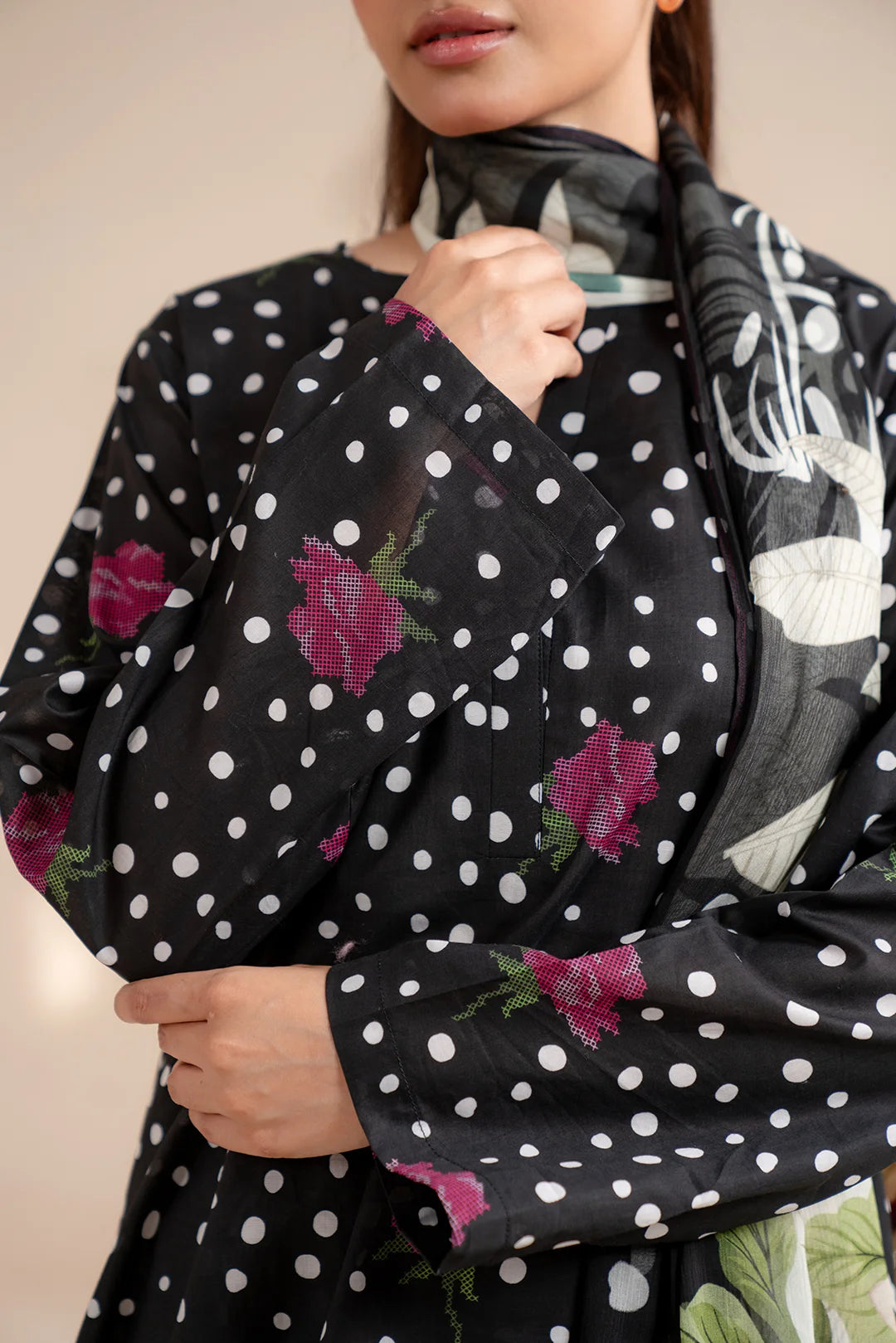3 Piece Printed Lawn Suit Pret SS - 25