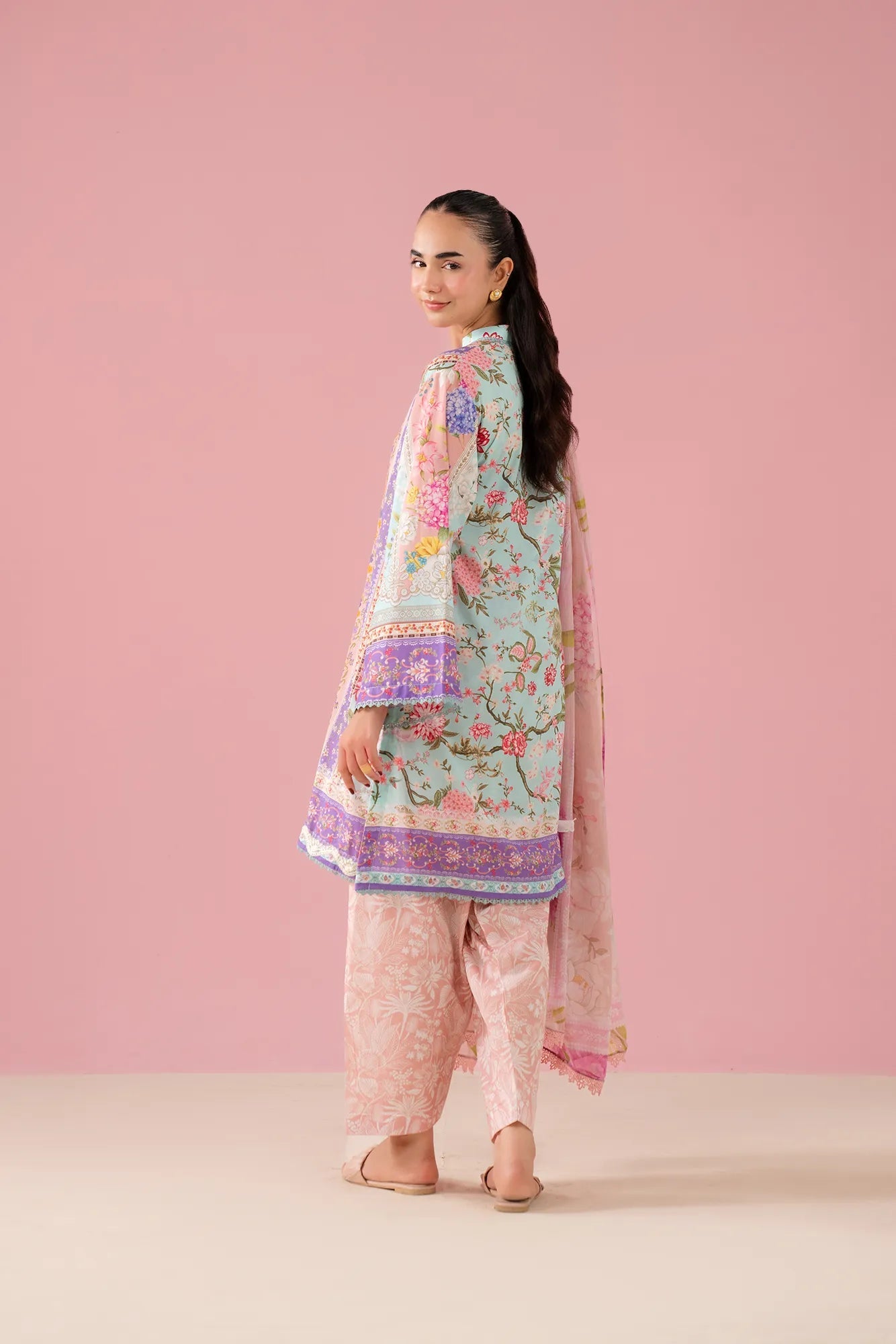 Elegant 3 piece digital printed lawn suit with dyed organza border – stylish dress for women in Choa Saidan Shah Chakwal