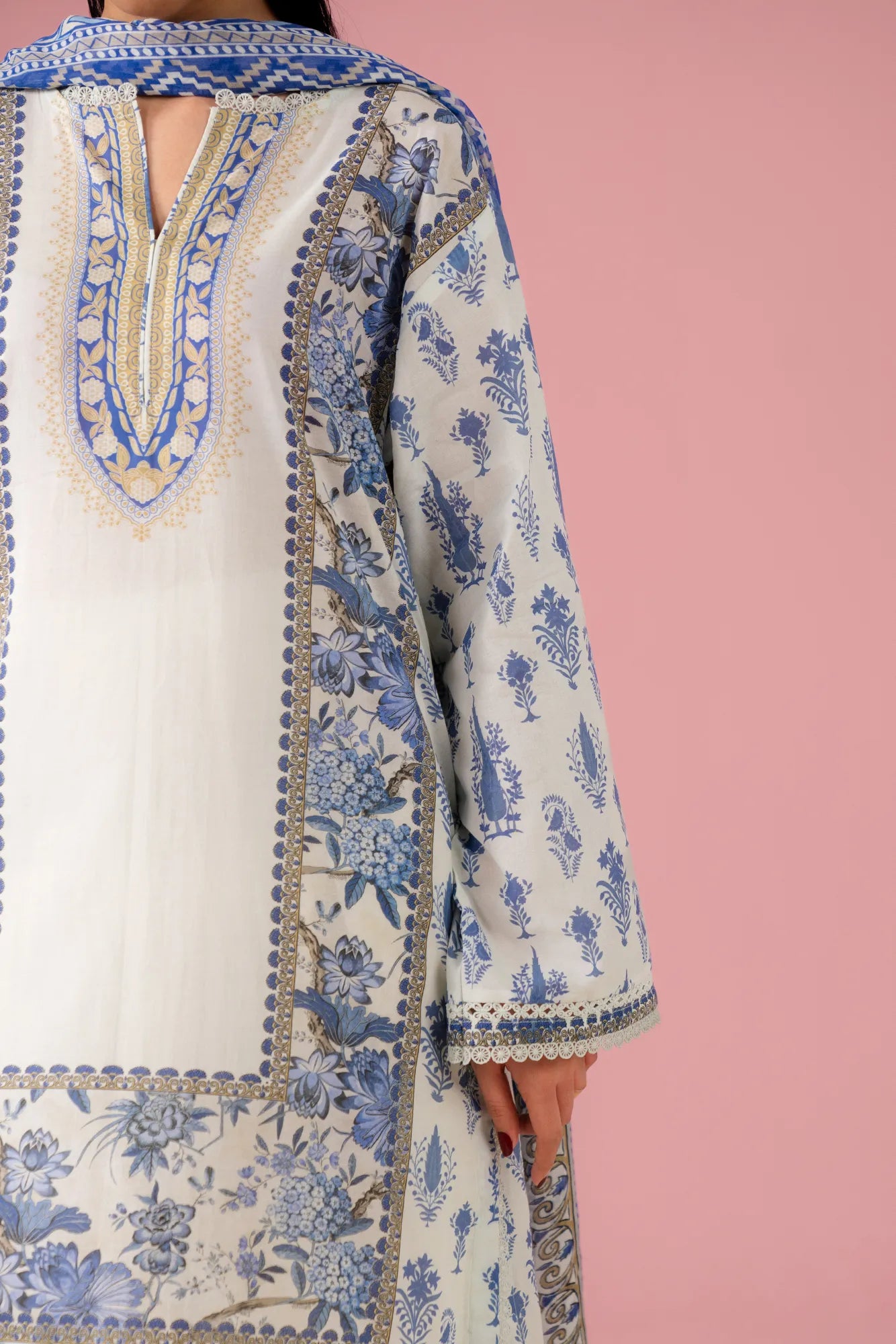 Elegant digital printed lawn dress for women – popular fashion choice in Giga Mall Islamabad