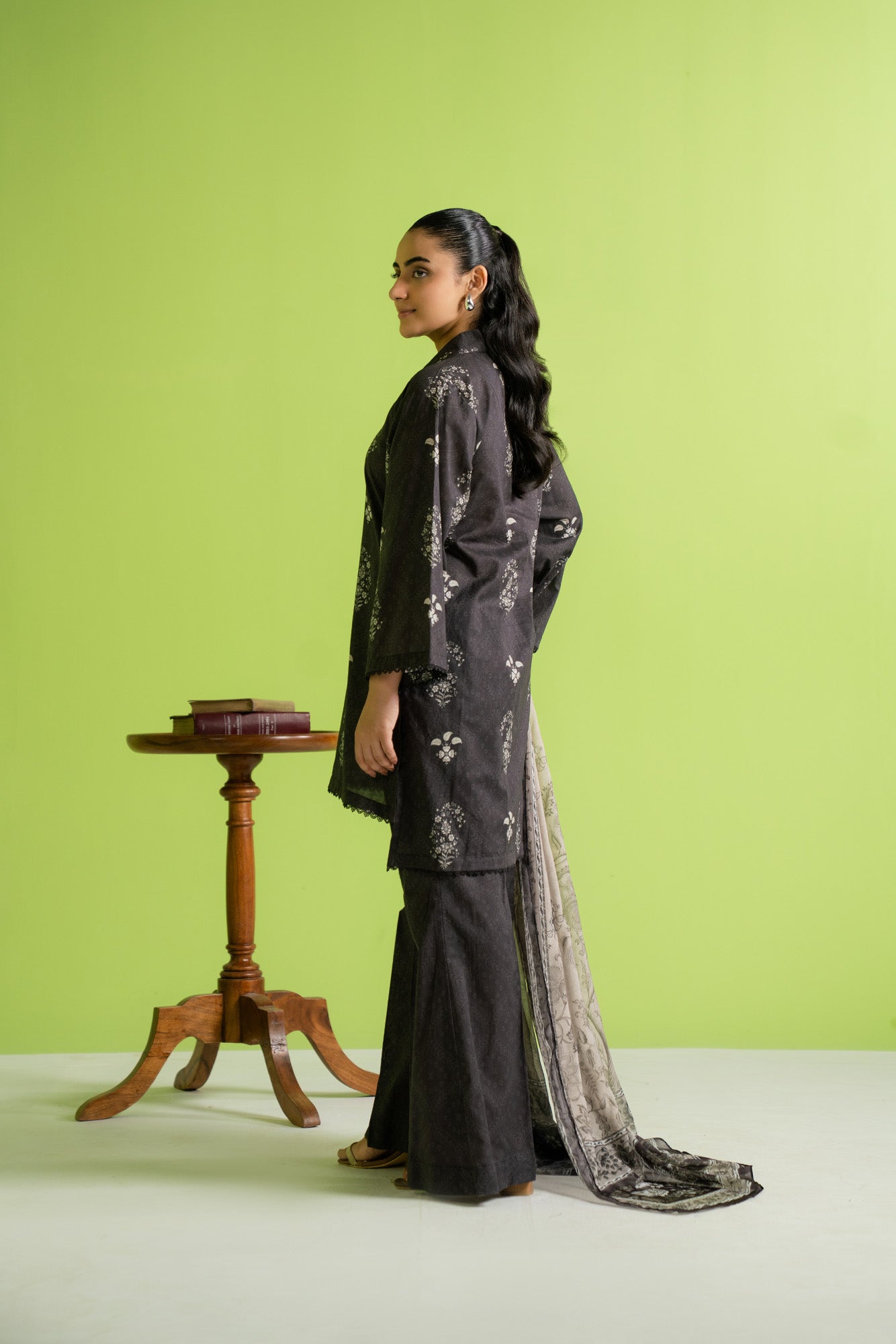 Fancy unstitched 3 piece black dress material, digital printed cambric shirt, best for parties in Pakistan