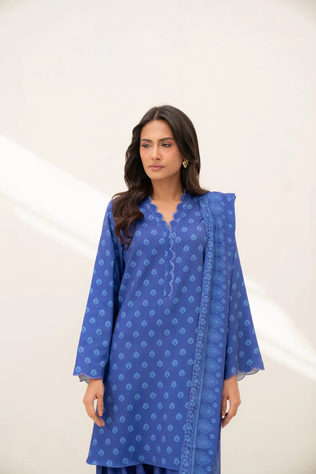 Front view of blue printed linen shirt with matching dyed trouser (unstitched 3 piece)