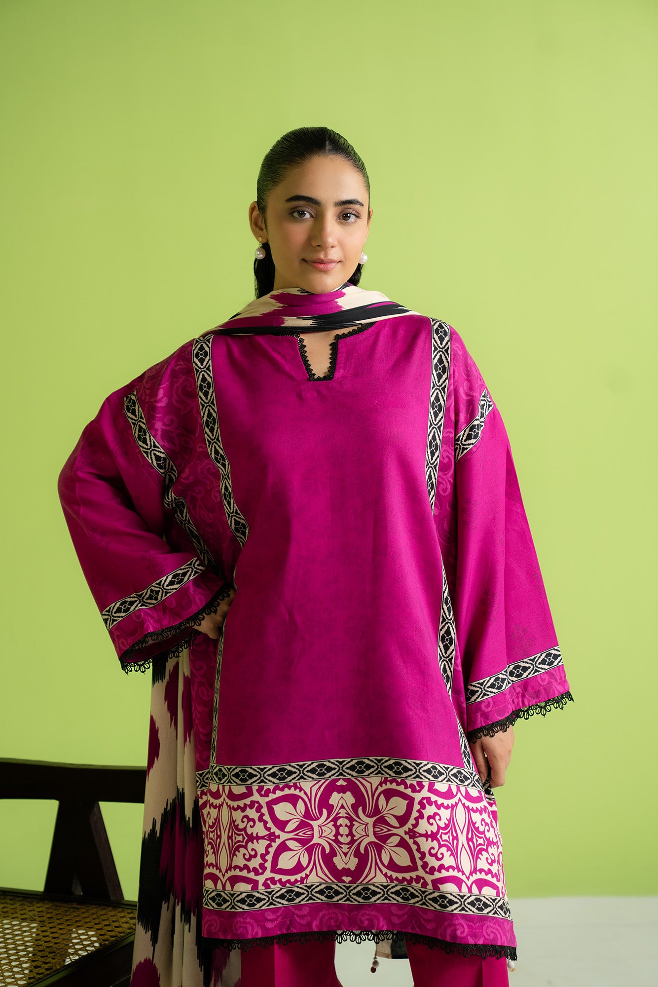 Latest digital print linen suit with trouser and dupatta, 3 piece fabric for women in Pakistan