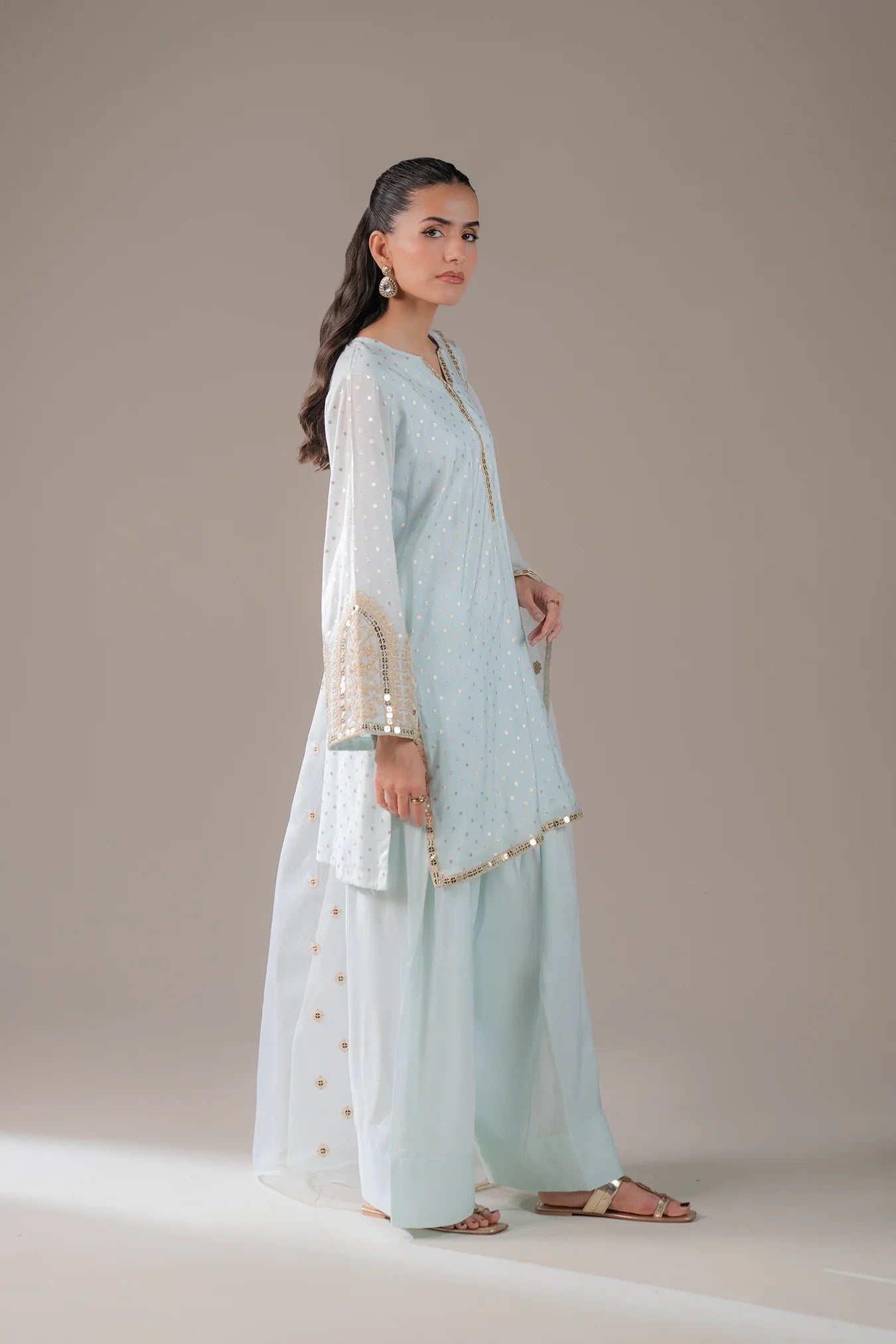 Light blue dot jamawar embroidered suit – 3 piece Pakistani outfit with gold and silver embroidery, sheer organza dupatta, and plain trousers for stylish formal occasions.