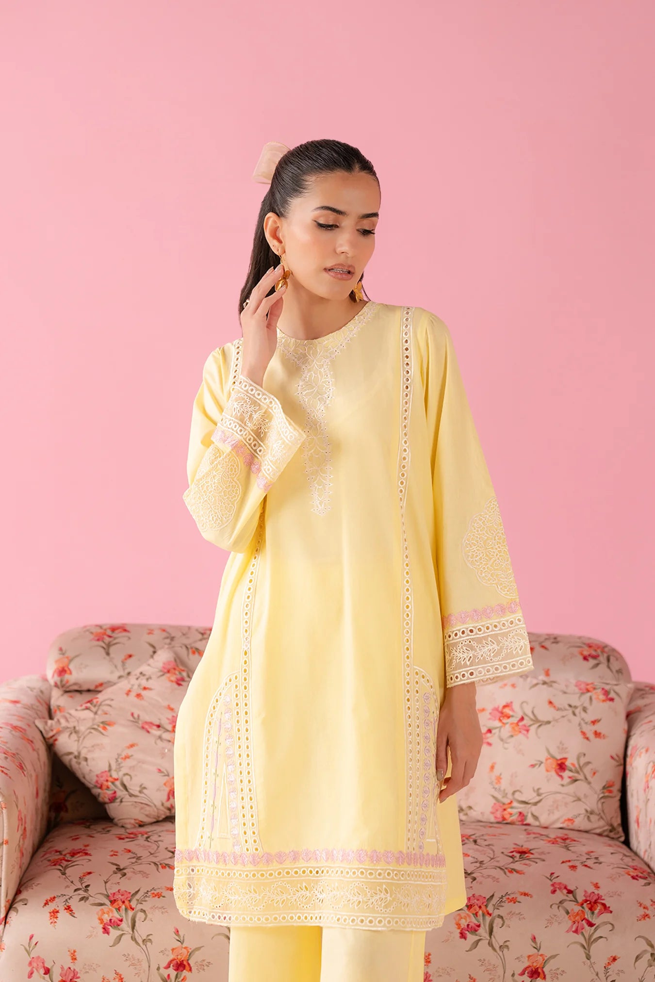 Lightweight Embroidered Lawn Suit for Casual & Semi-Formal Wear – Pakistani Lawn Suits