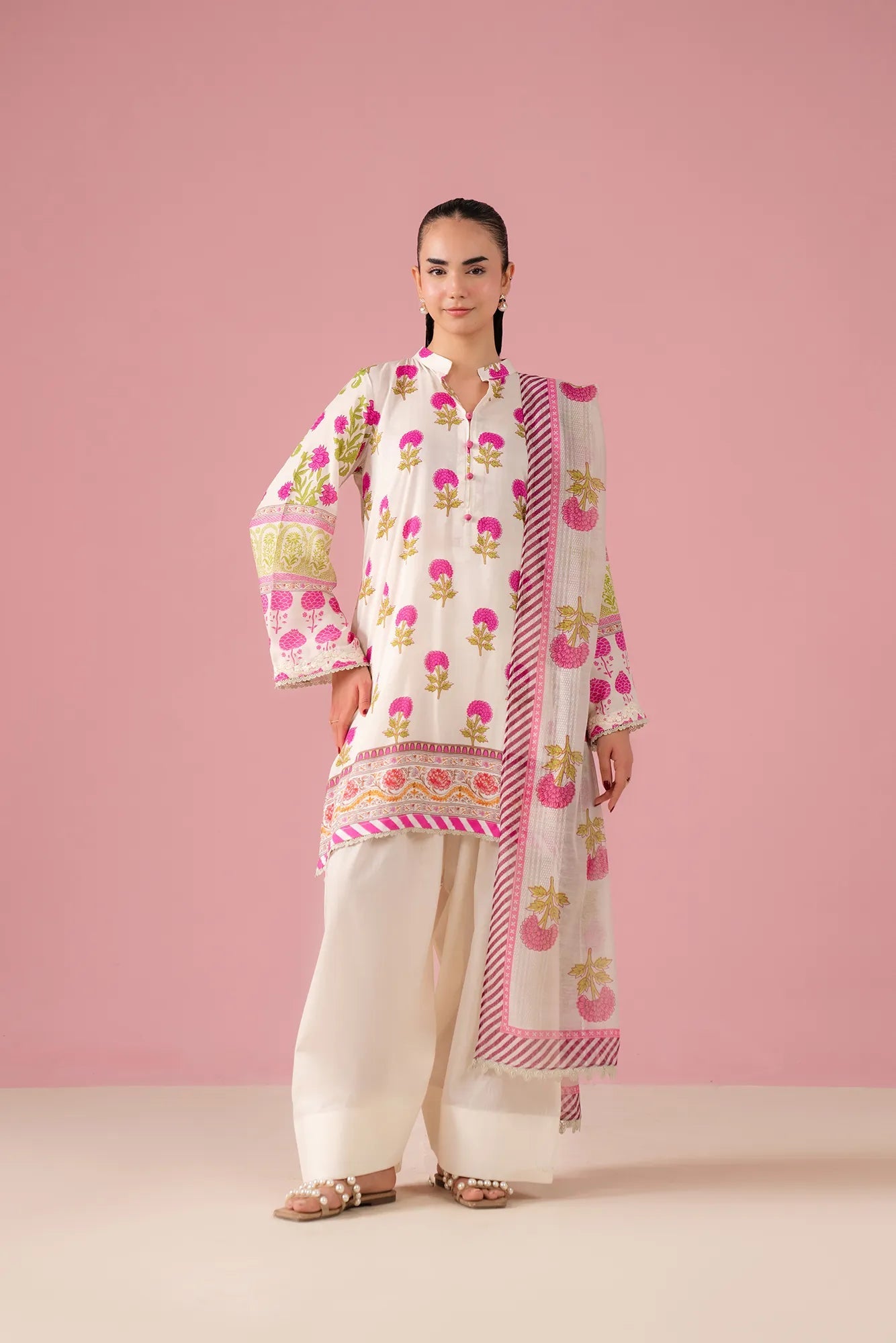 Luxury 2 Piece Embroidered Lawn Suit in Pink with Digital Printed Linen Shirt and Doriya Dupatta – Perfect for Women of Jinnah Town Quetta