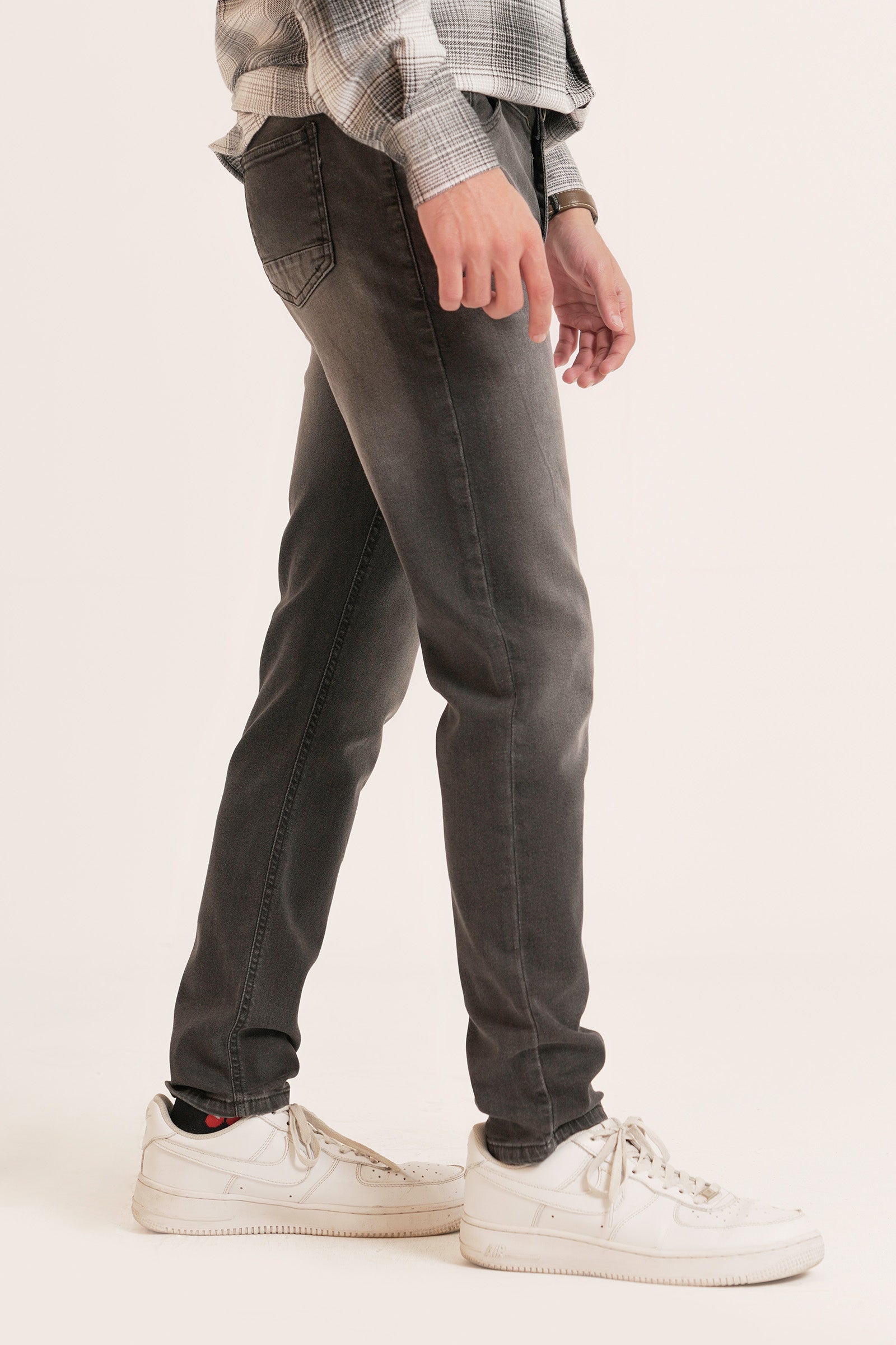 Straight Fit Jeans Beyond East Official