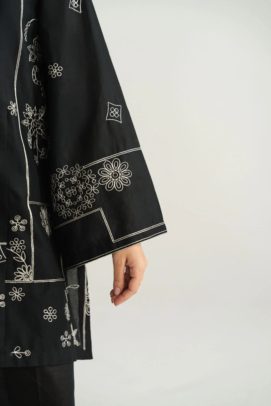 1 Piece Embroidered Lawn Shirt