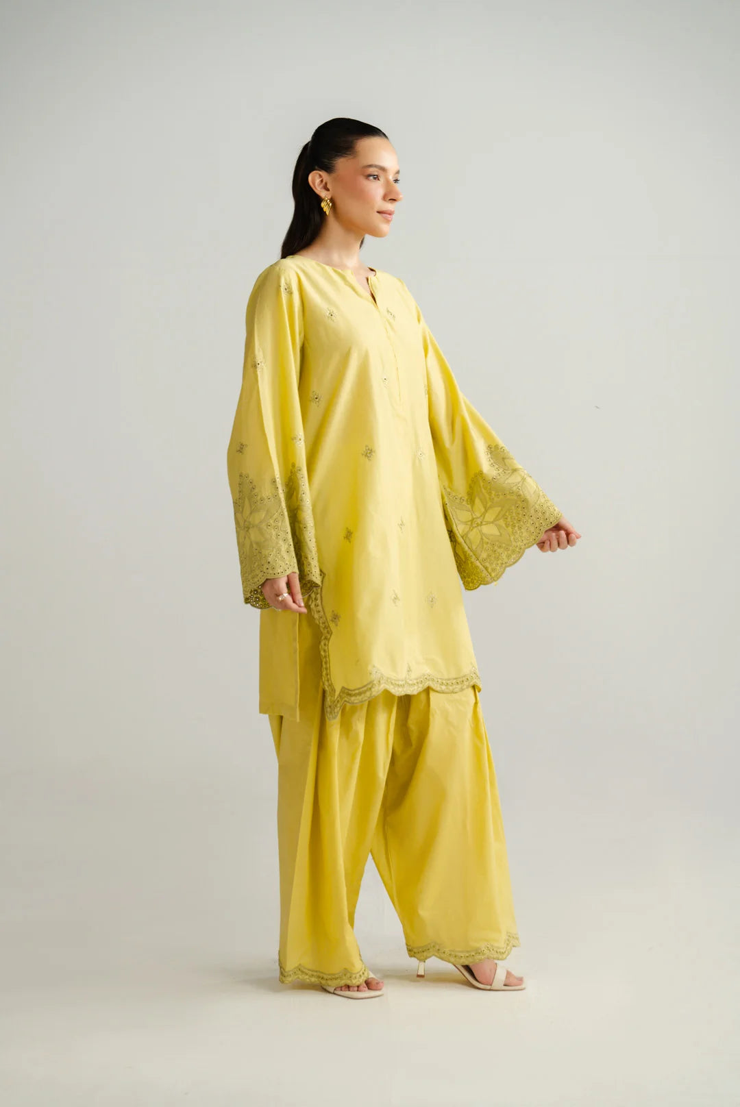2 Piece Embroidered Lawn Suit