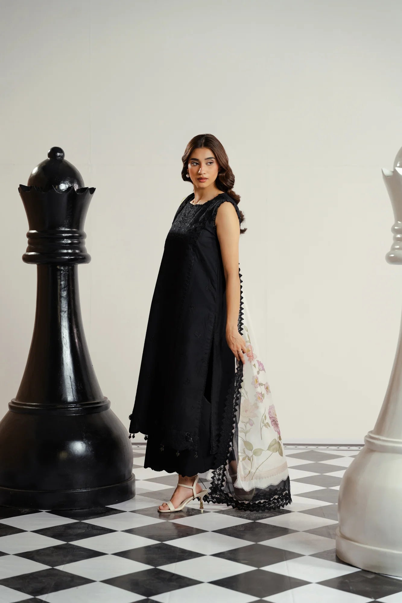 3 Piece Embroidered Lawn Suit