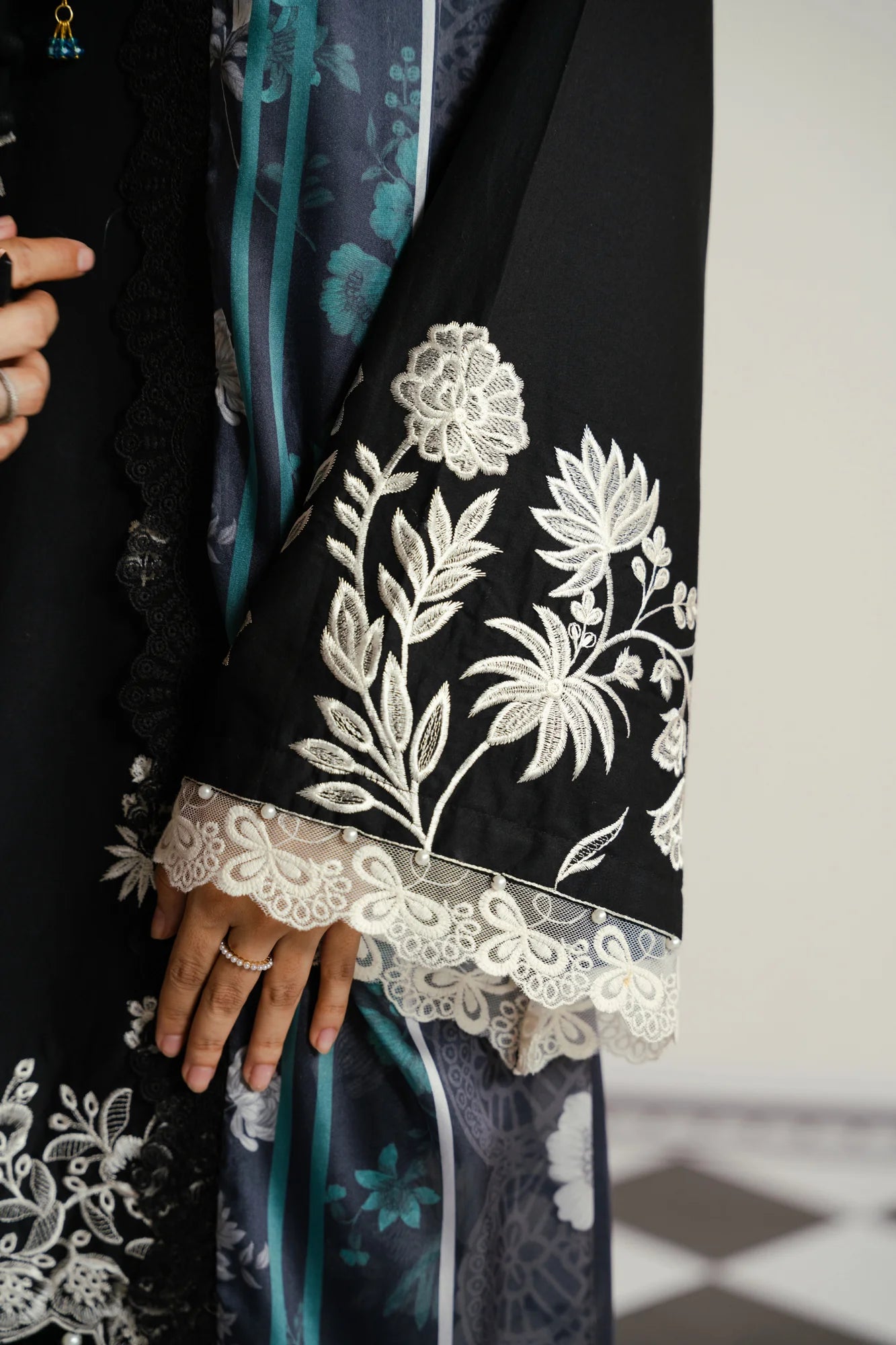 3 Piece Embroidered Lawn Suit