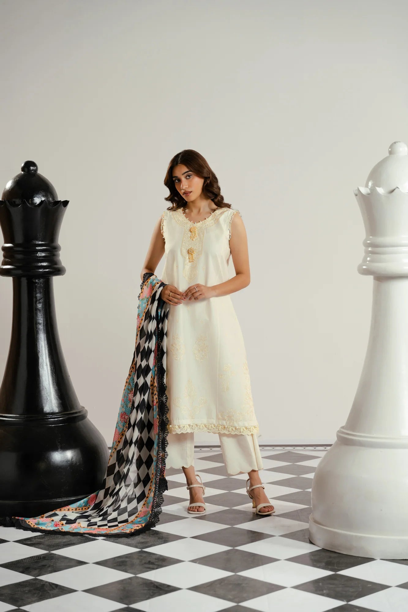 3 Piece Embroidered Lawn Suit Unstitched - 26