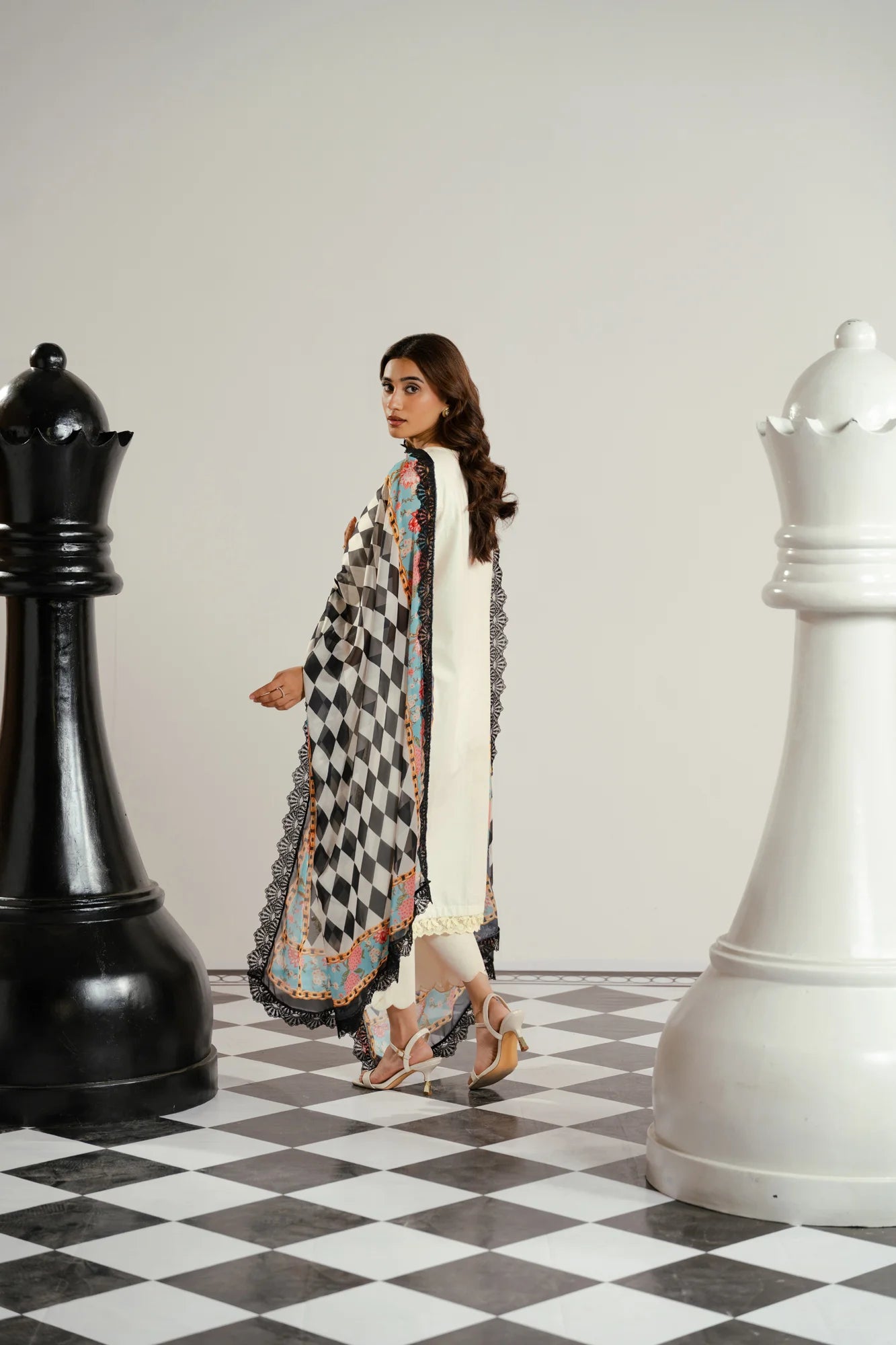 3 Piece Embroidered Lawn Suit Unstitched - 26