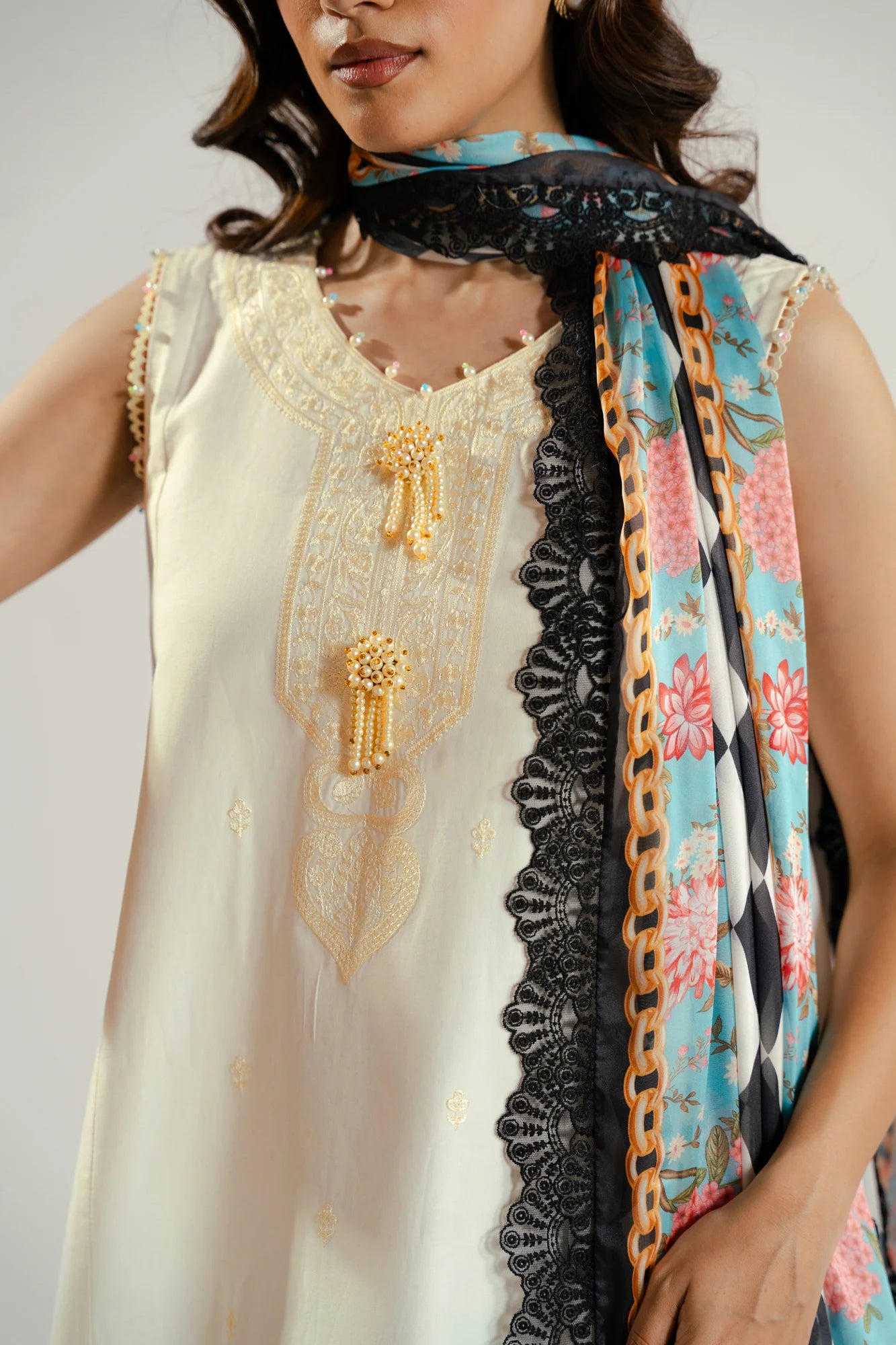 3 Piece Embroidered Lawn Suit Unstitched - 26