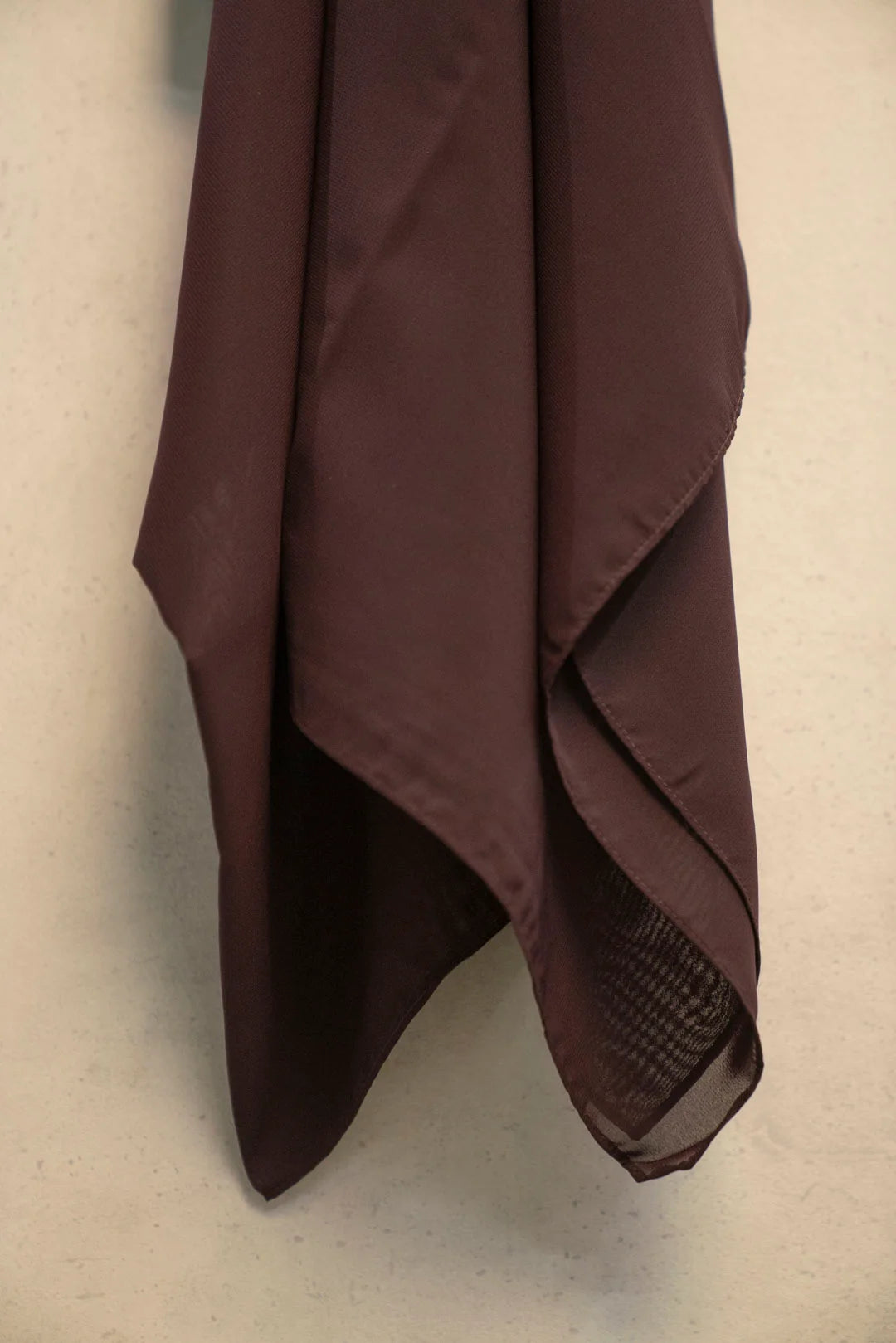 Maroon abaya scarf fabric close-up – scarf for abaya WAB161112 Beyond East