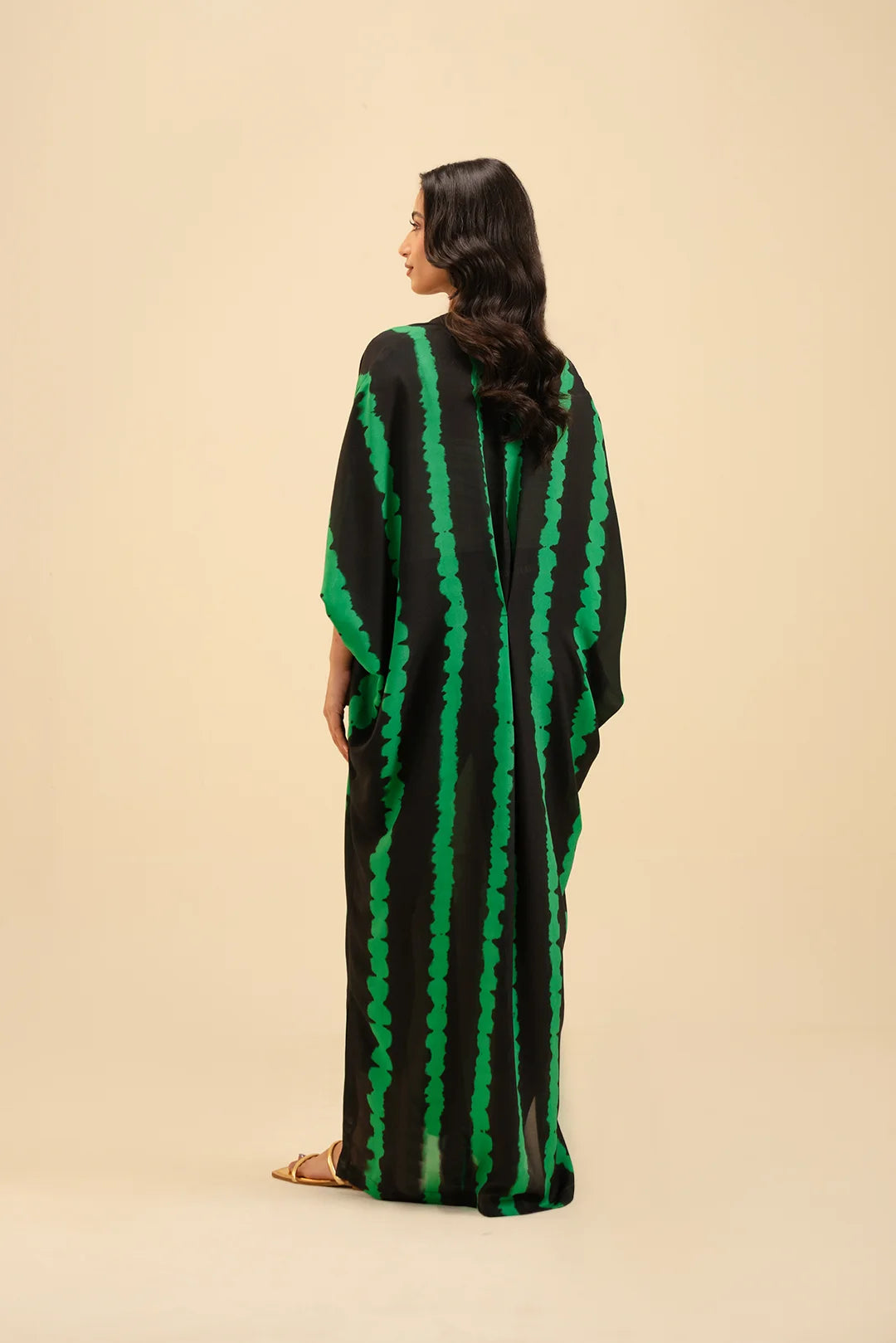 Modern Geometric Print Kaftan – Modest Fashion with a Chic & Relaxed Fit