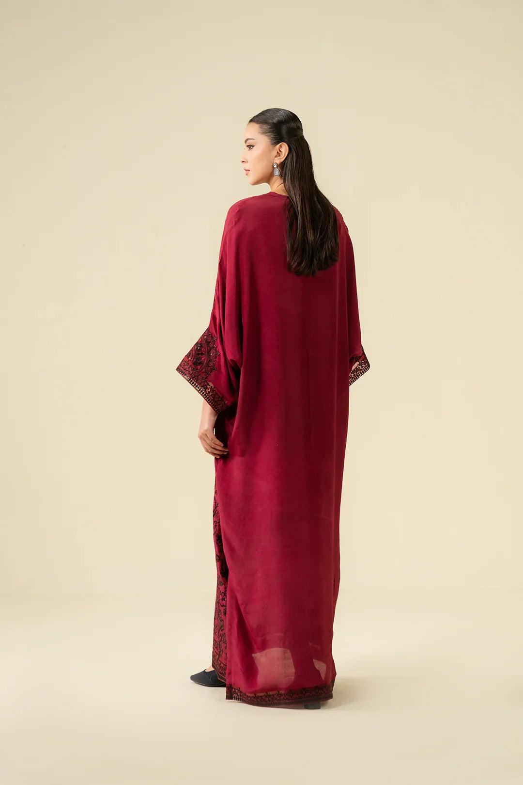 Modern kaftan styles for women. Shop maroon embroidered kaftan in premium fabric