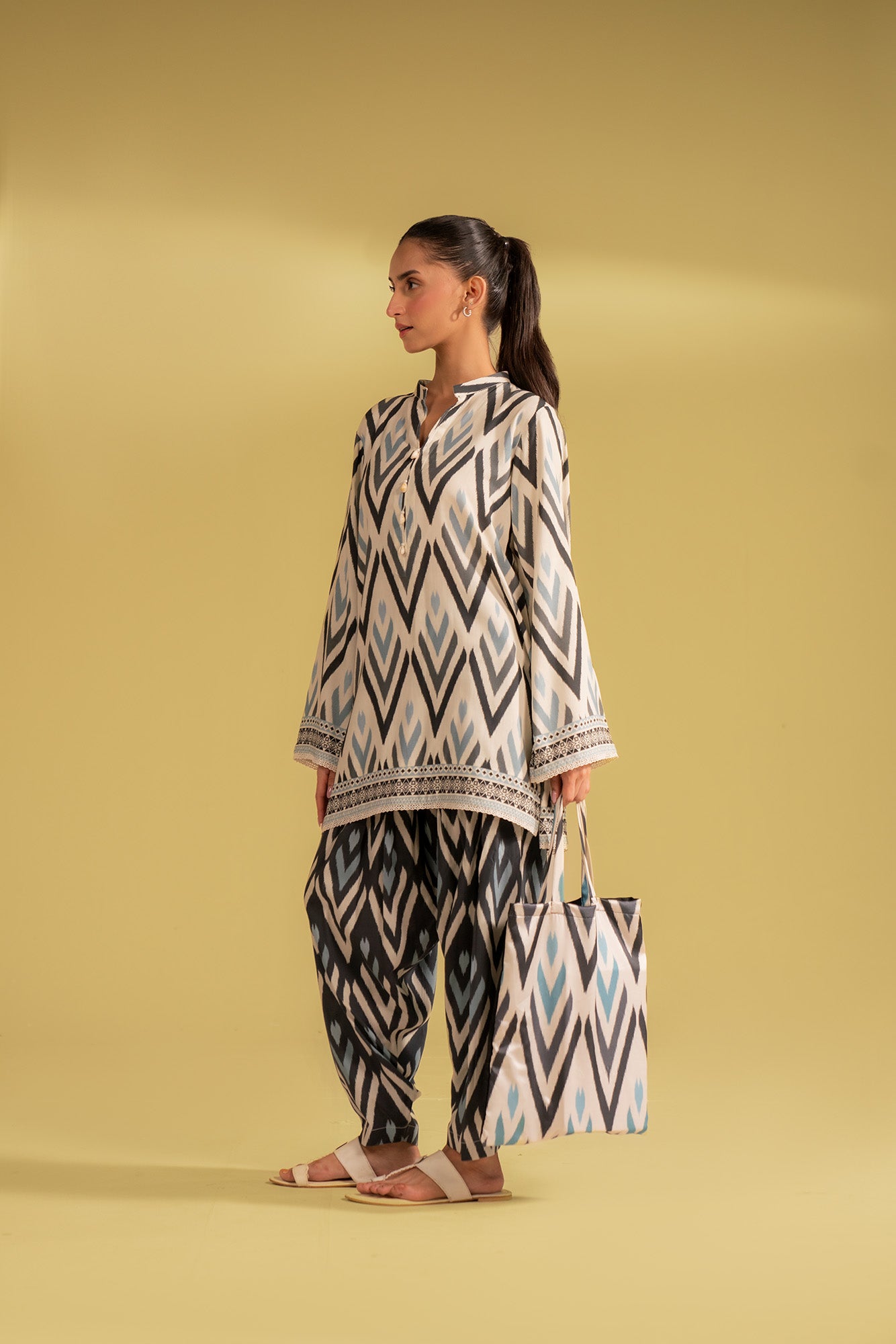 Pakistani fashion digital printed linen suit, modern ikat print ready-to-stitch outfit, ideal for Karachi and Lahore summers
