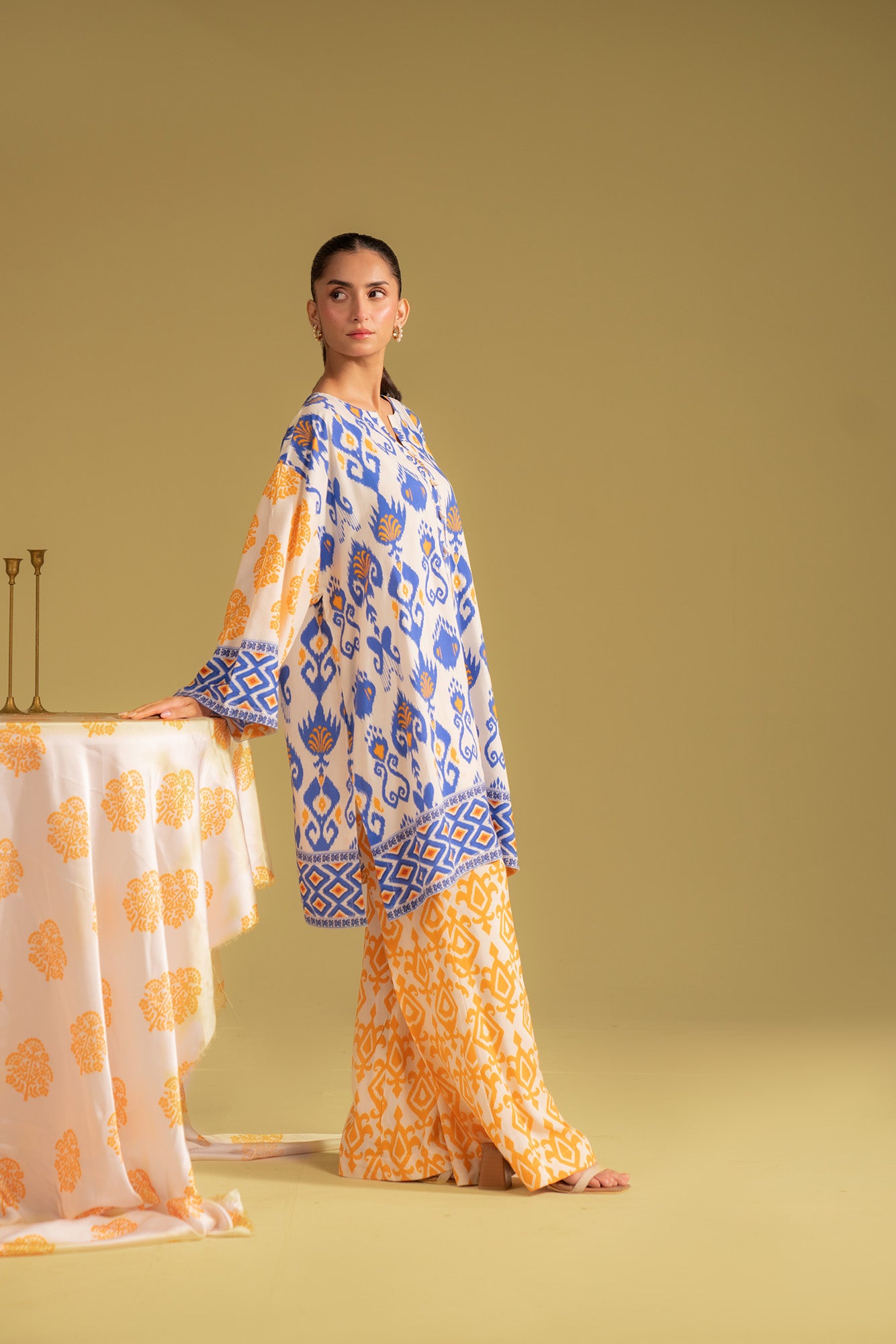 Pakistani unstitched linen fabric, featuring a modern digital print on the shirt and trouser, ideal for daily wear in Lahore