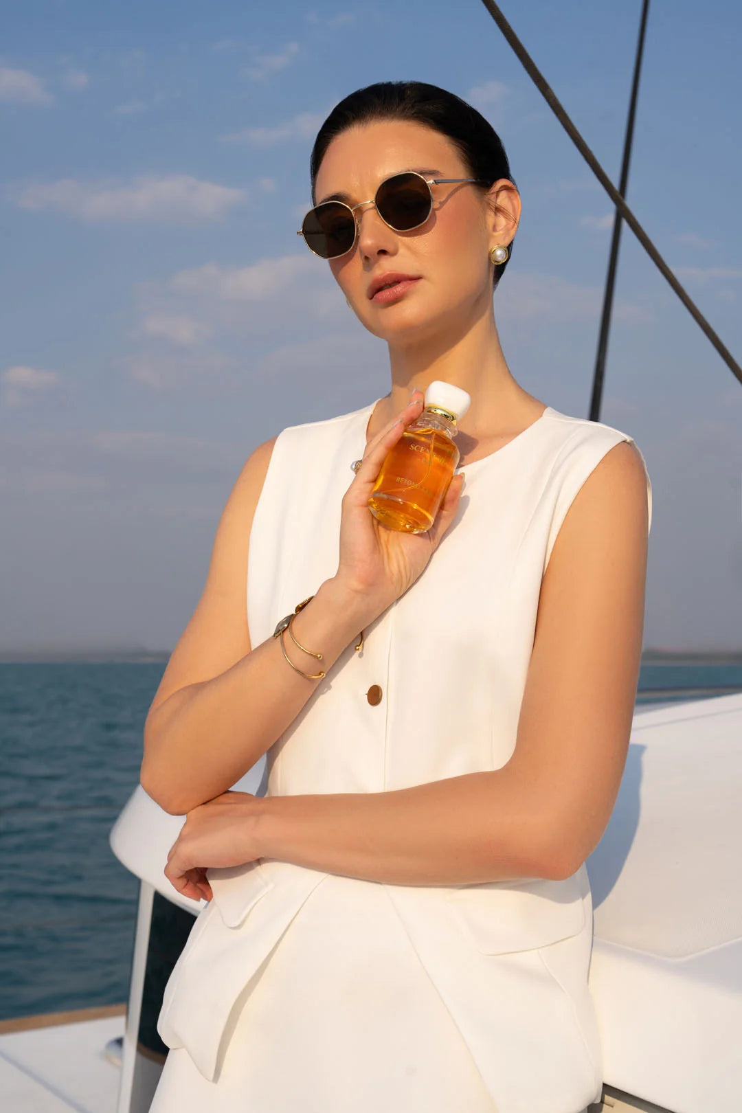 Scent Me Up perfume bottle close-up - 100ml oriental fragrance