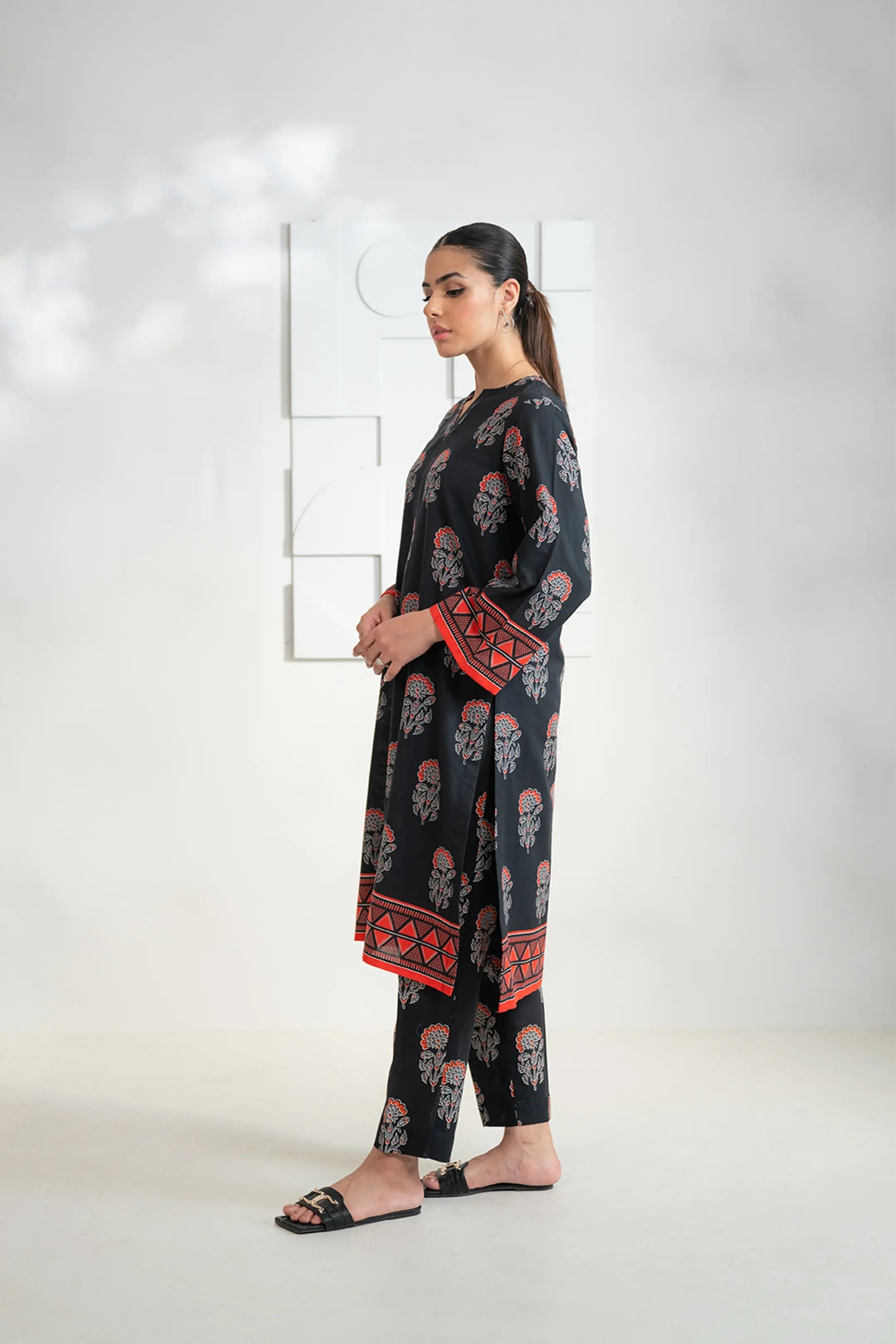 2 Piece Printed Khaddar Suit Pret Winter-24