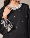 Shop Luxury embroidered lawn suit for women – loved in Faisalabad, Doha, and Birmingham