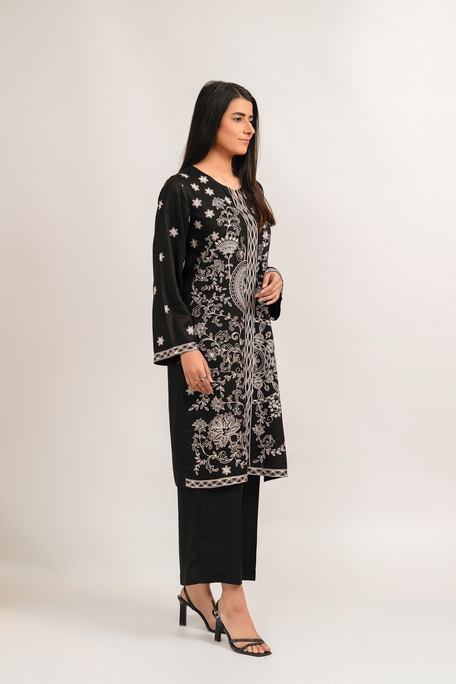 Shop black shirt and trouser set with rich chain stitch embroidery design