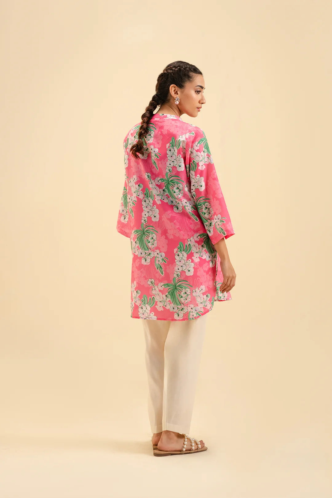 Shop floral print cambric shirt – breathable and comfortable daily wear.