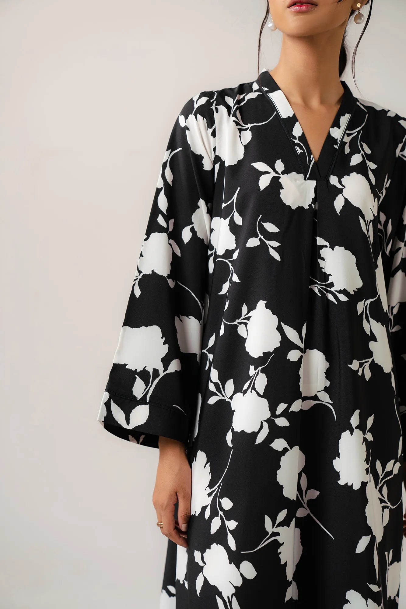 Stylish long shirts for girls new fashion in Pakistan