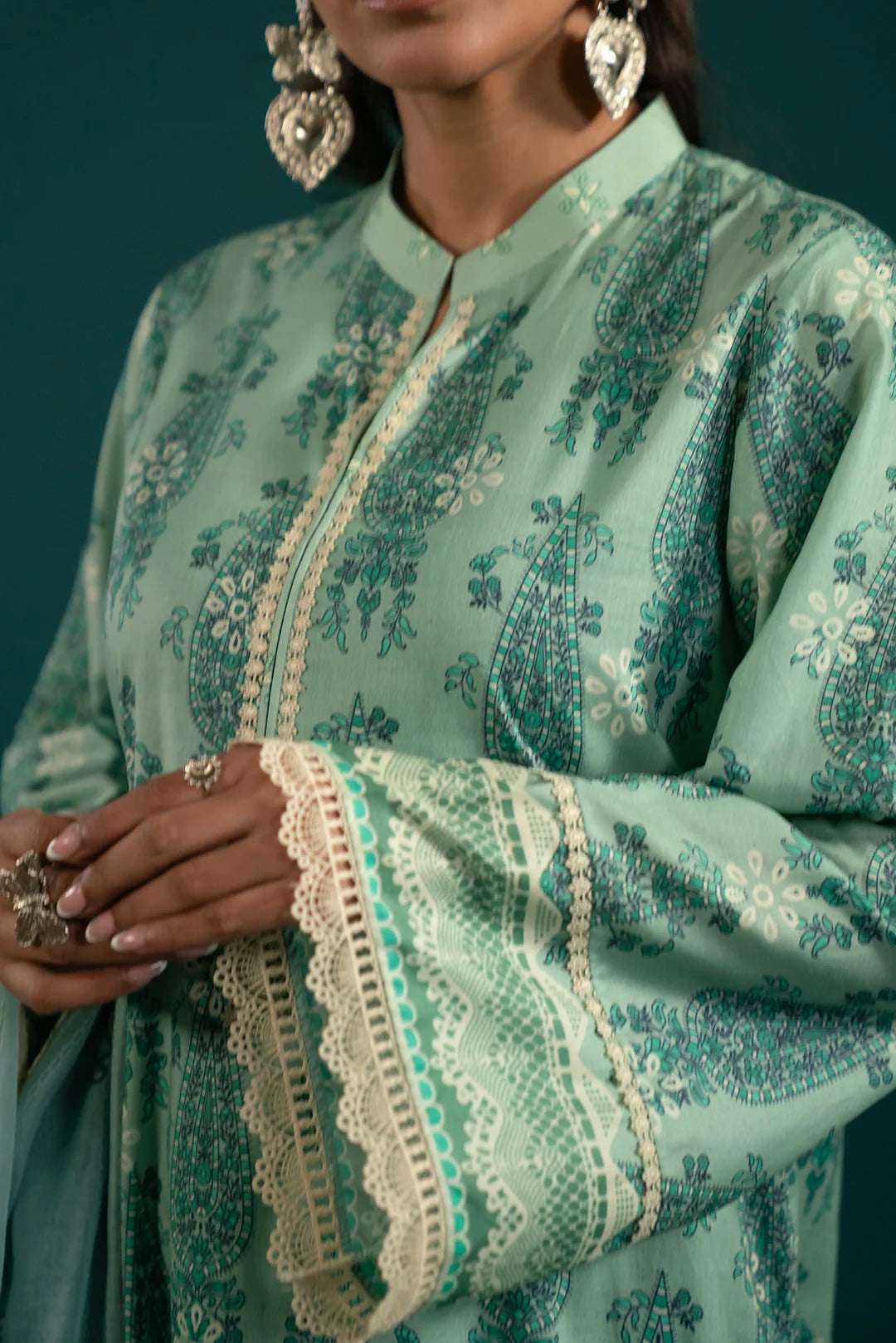Stylish sea green lawn suit with a paisley-printed monark dupatta – perfect for those looking for refined and modern lawn suit designs.