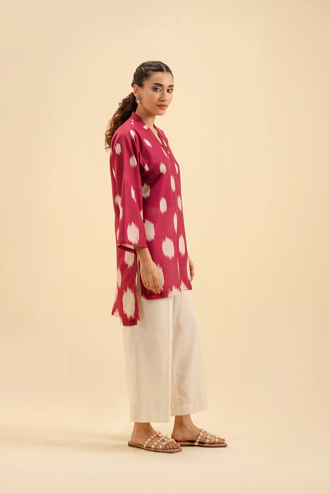 Stylish women’s cambric shirts in Pakistan – ikkat print fashion.