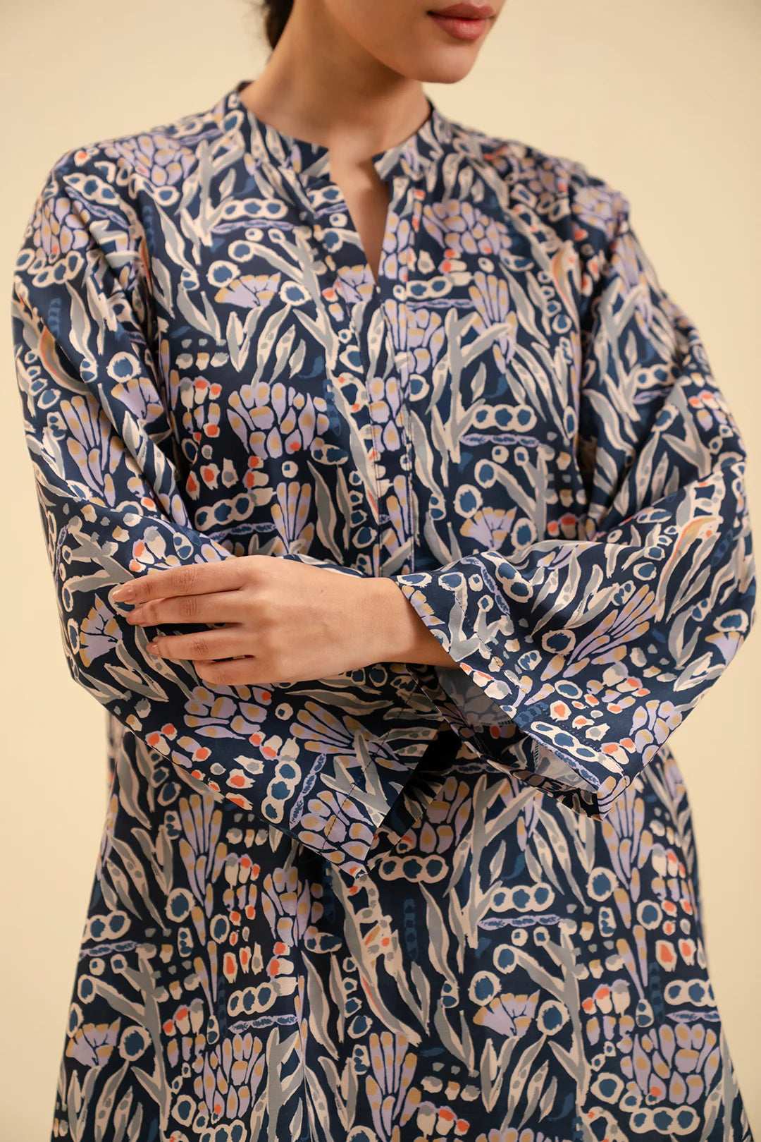 Trendy cambric shirts in Pakistan – shop modern prints online.