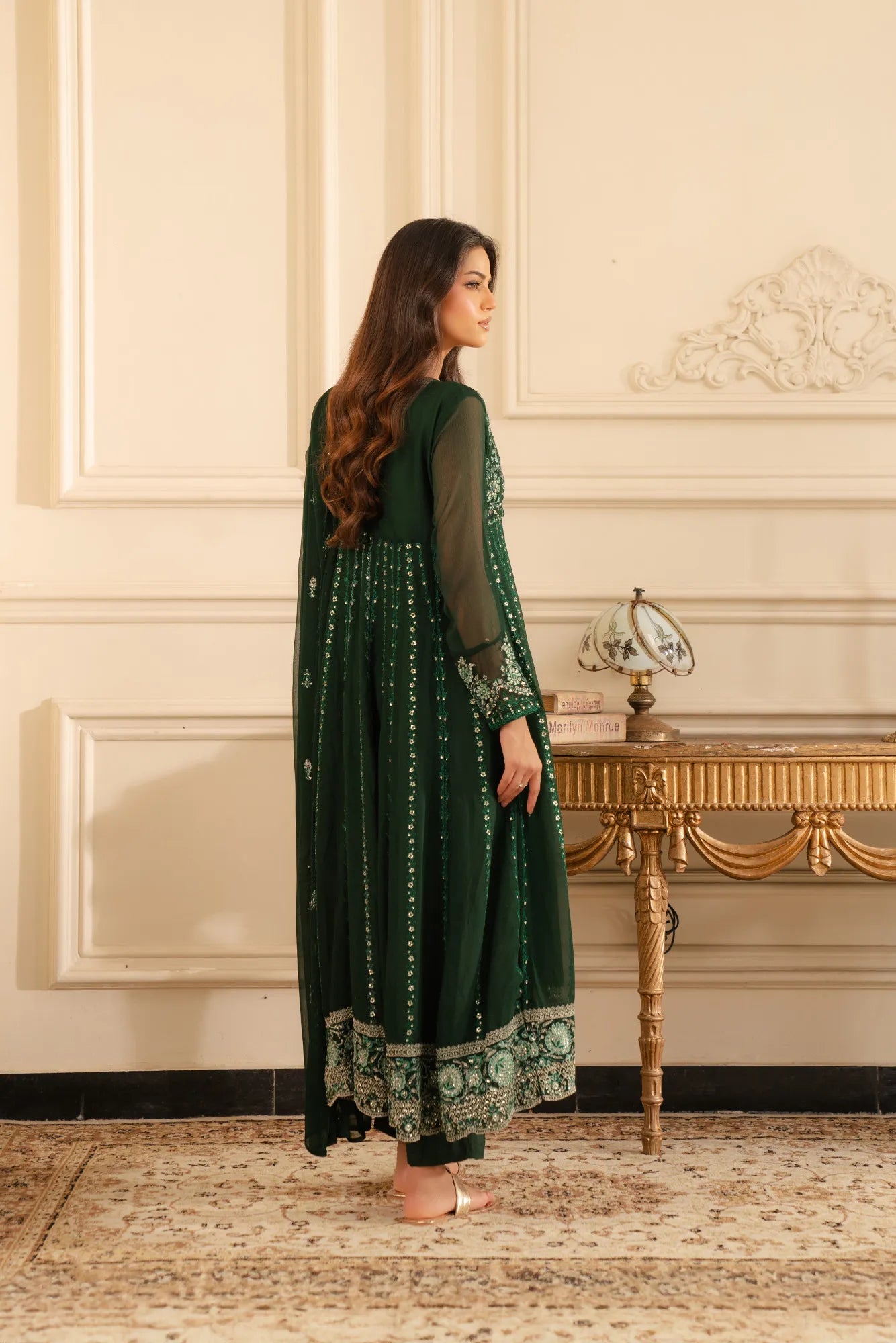 Trendy chiffon suit design with embroidery for women