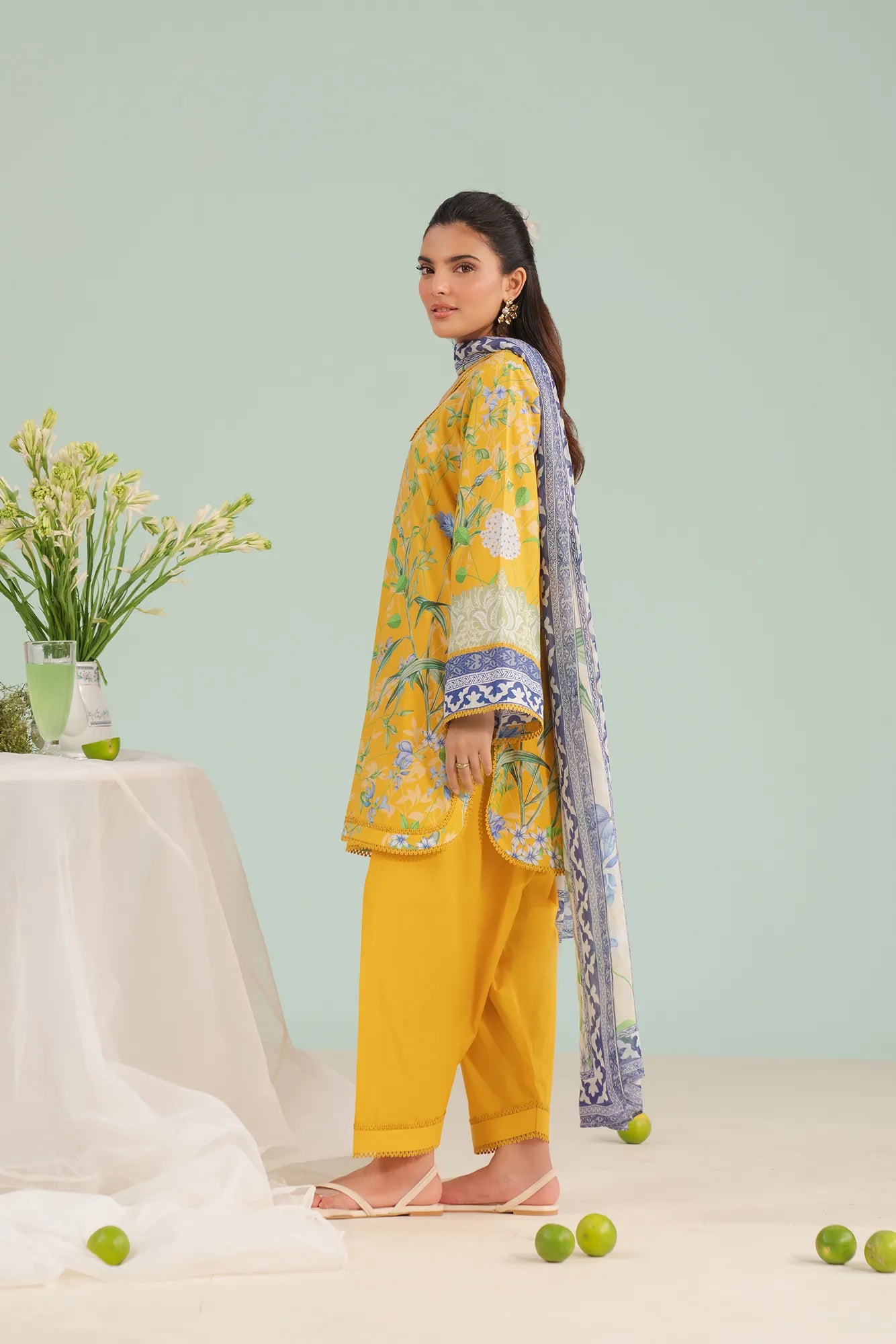 Trendy printed lawn suit with chiffon dupatta for ladies in Sialkot Cantt Area, ideal for elite-class women preferring premium unstitched clothing
