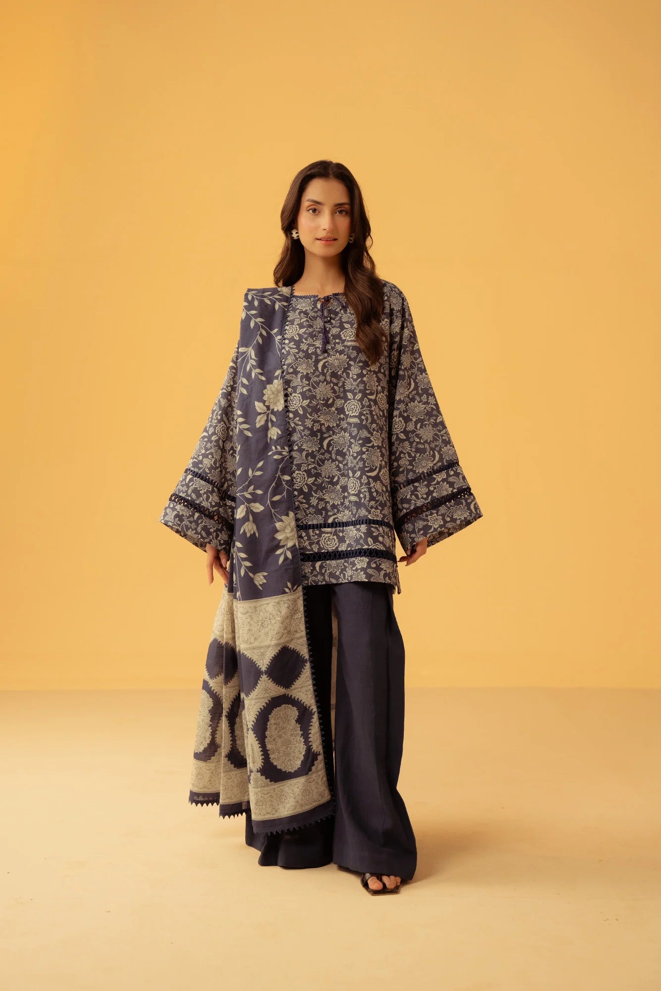 Unstitched Khaddar Suit 2025