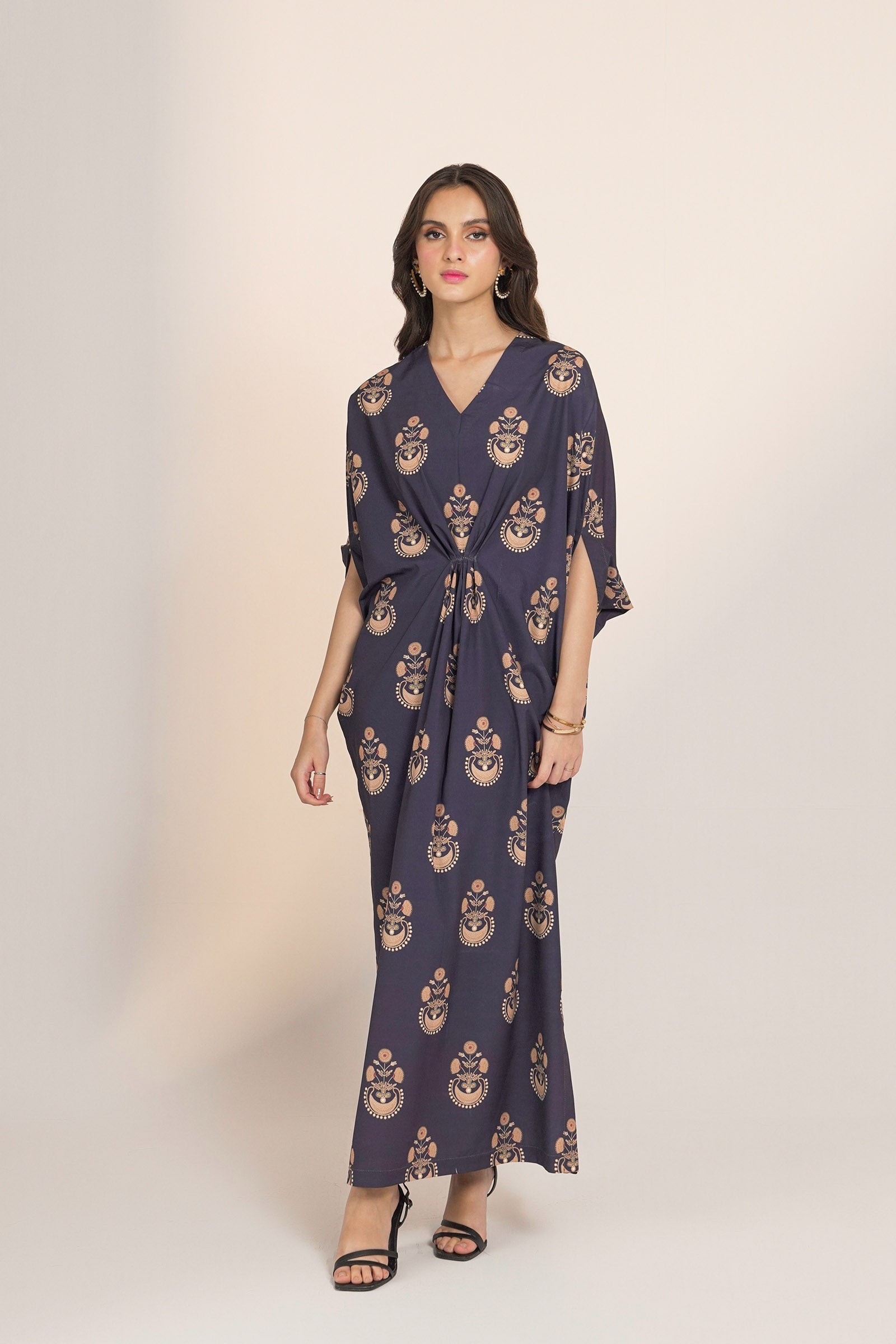 Flora (1PC) Beyond East Official