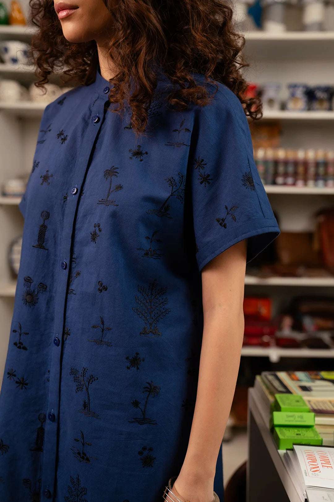 Where to buy embroidered linen shirts online in Pakistan – stylish & comfortable.
