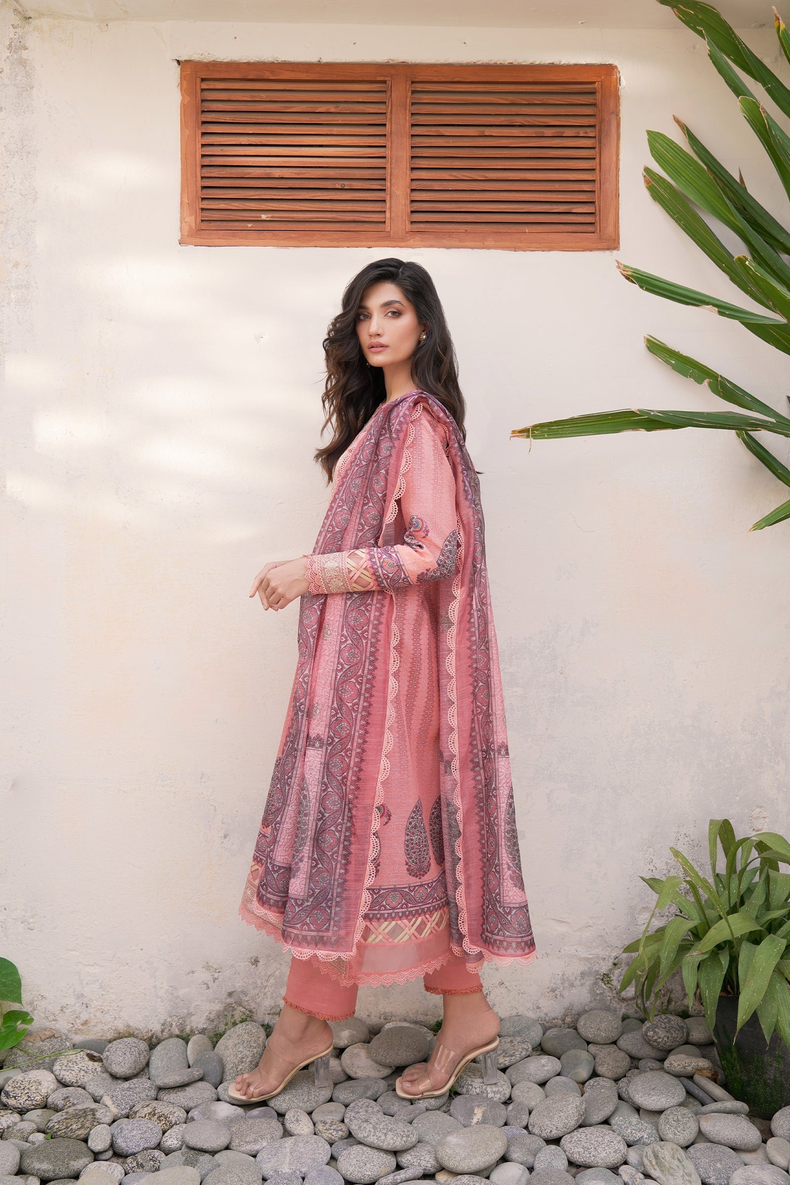 Coral Reef (1PC) Beyond East Official