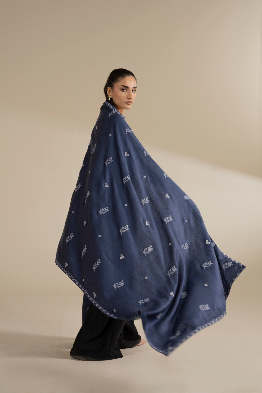 Women Shawls in Pakistan