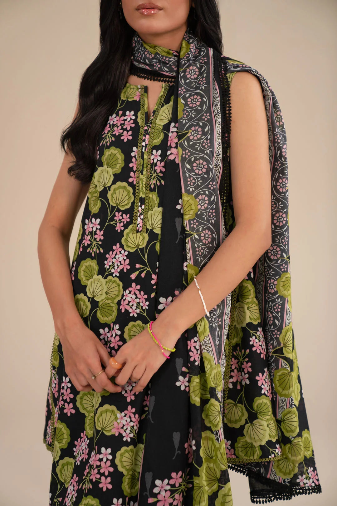 ladies unstitched lawn suits​