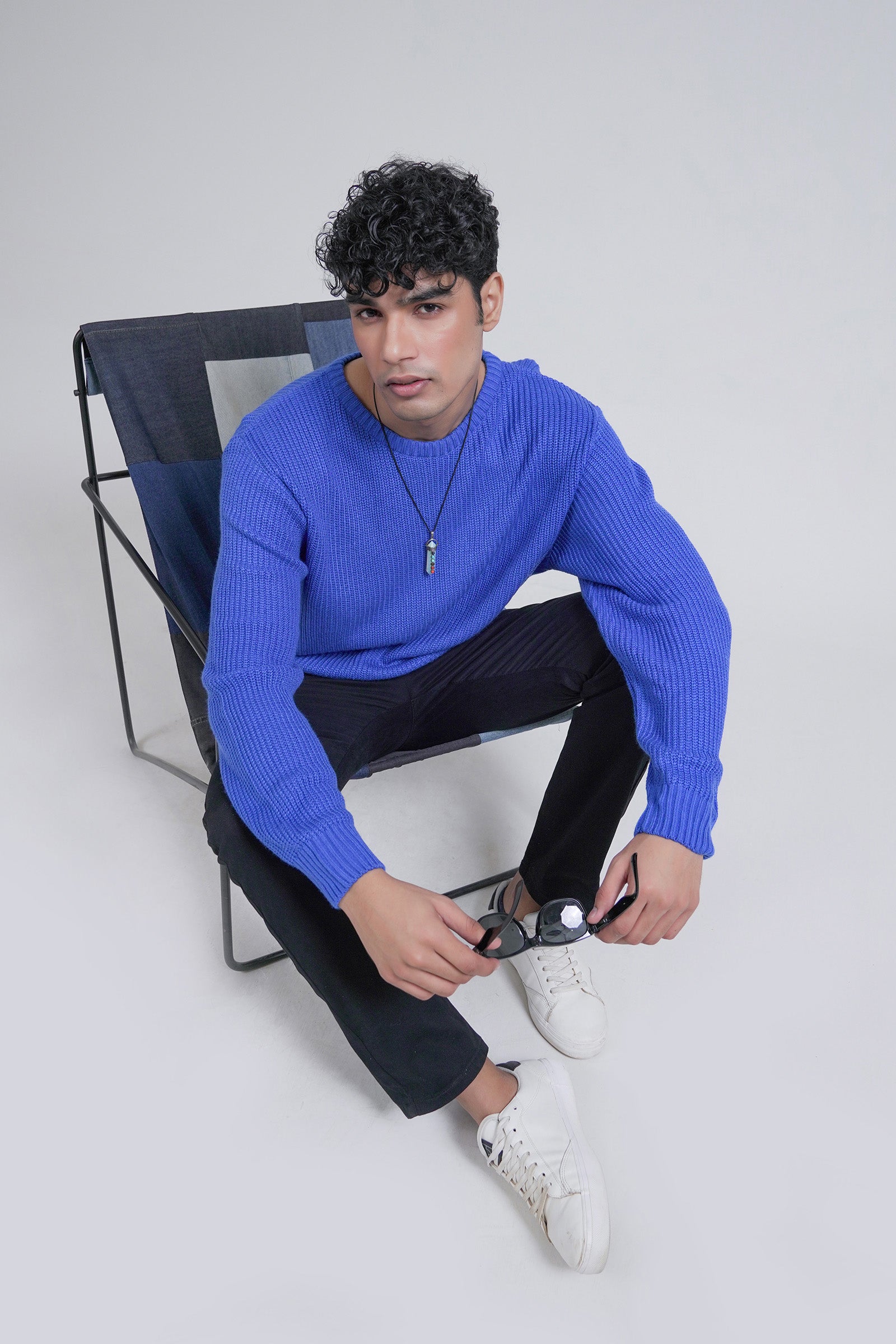 Basic Sweater Beyond East Official