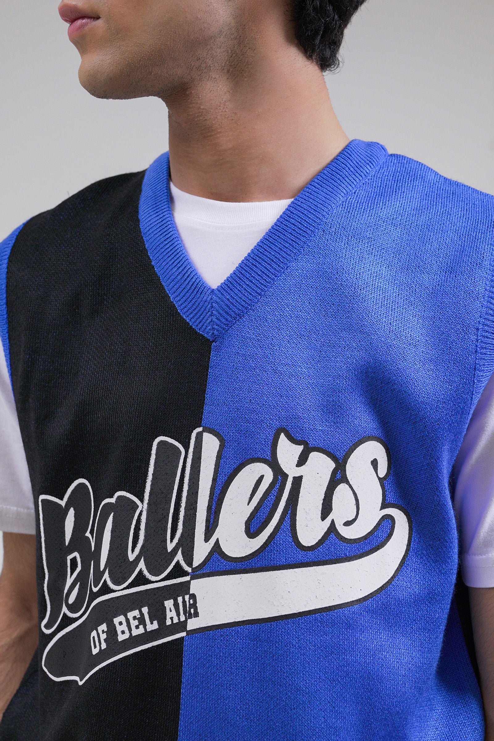 Sleeveless Sweater Beyond East Official