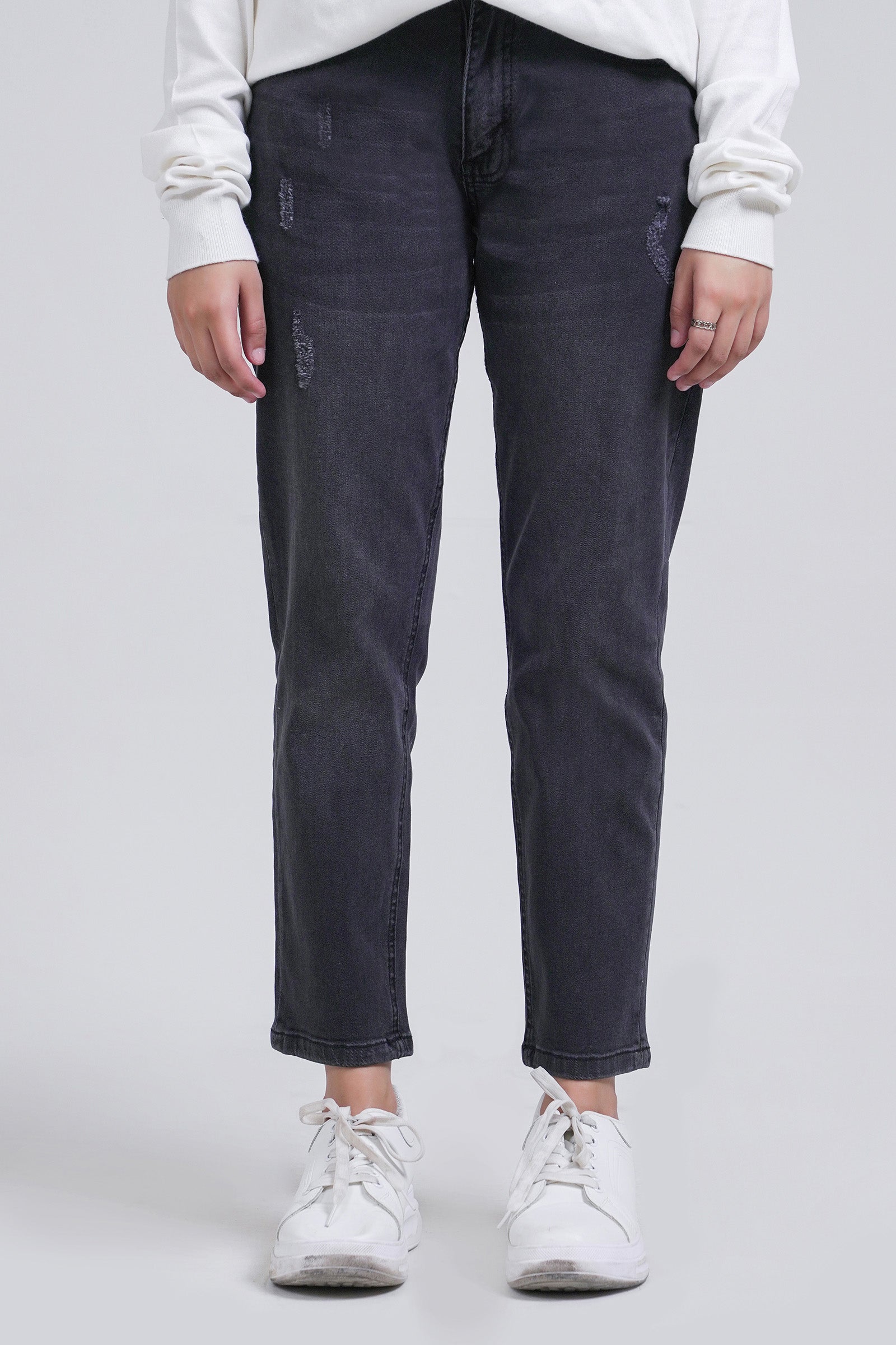 Mom-fit Jeans Beyond East Official