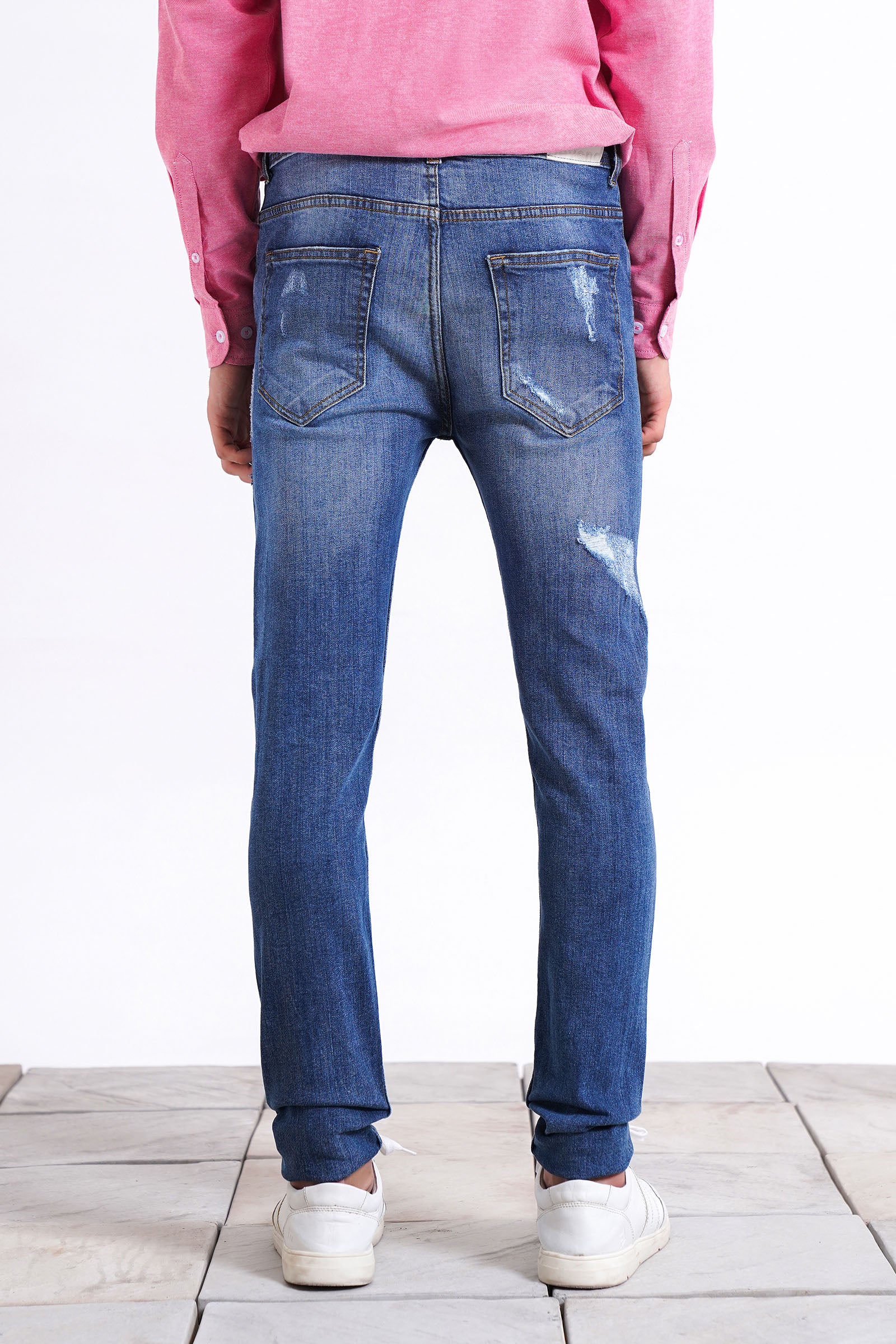 Skinny Jeans Beyond East Official