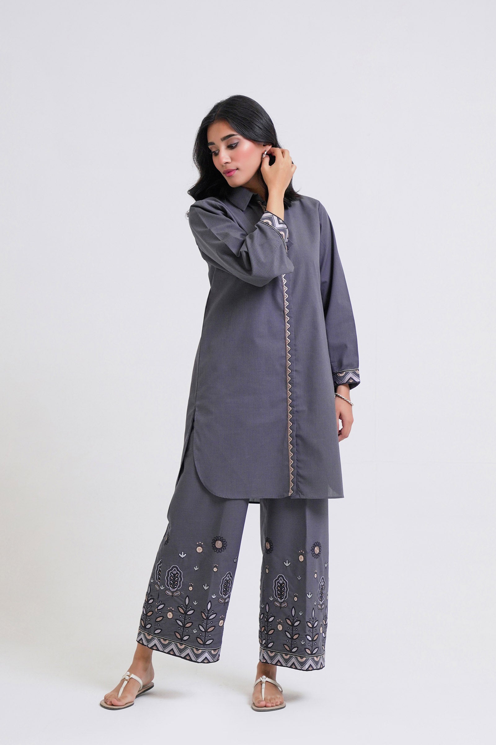 After Midnight (2PC) Beyond East Official