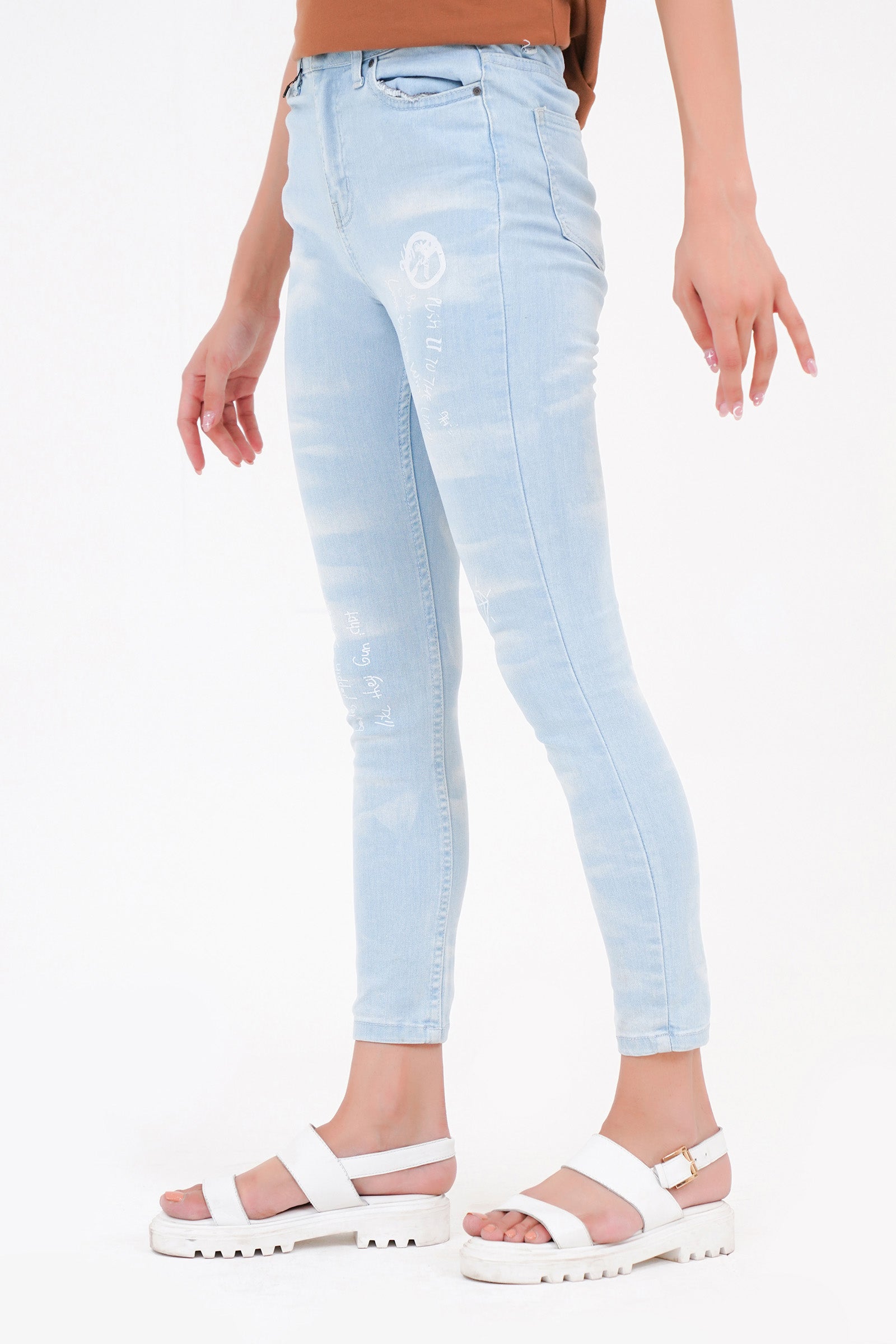 Skinny Jeans Beyond East Official